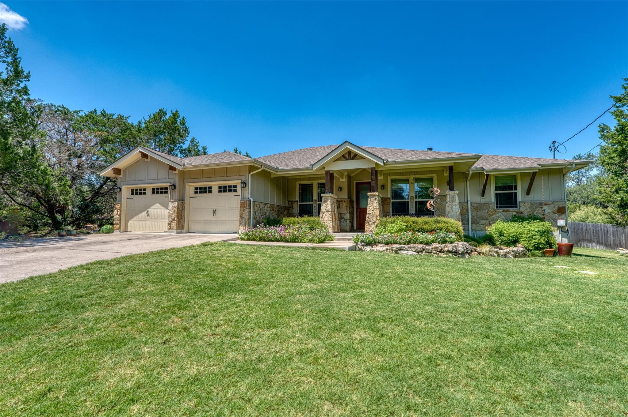 706 Rogart Dr