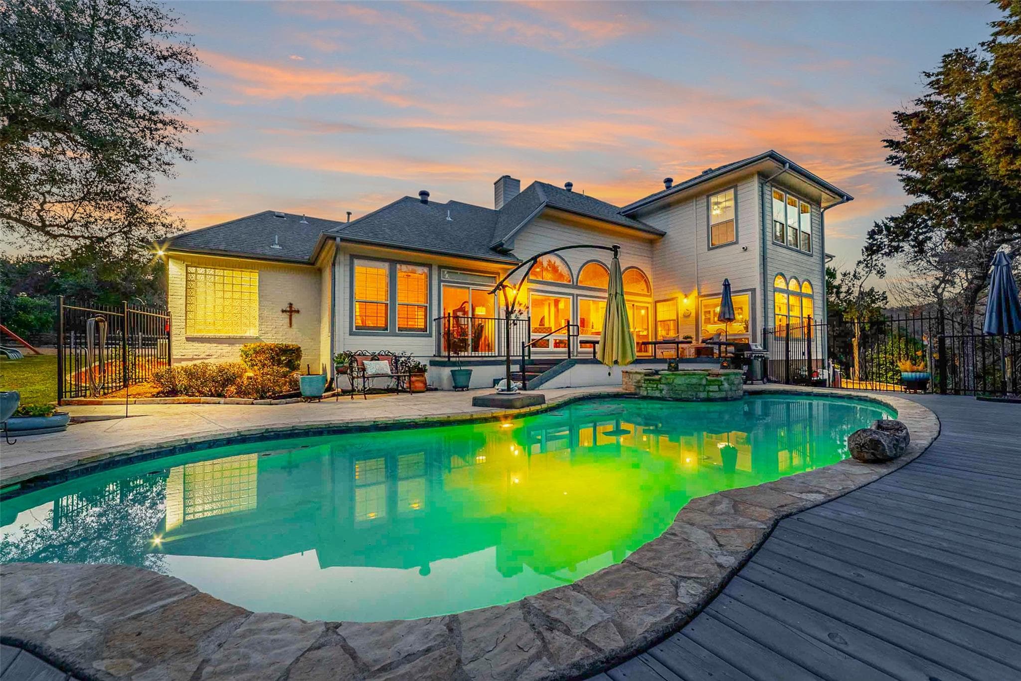 9201 SILVER PINE Cv