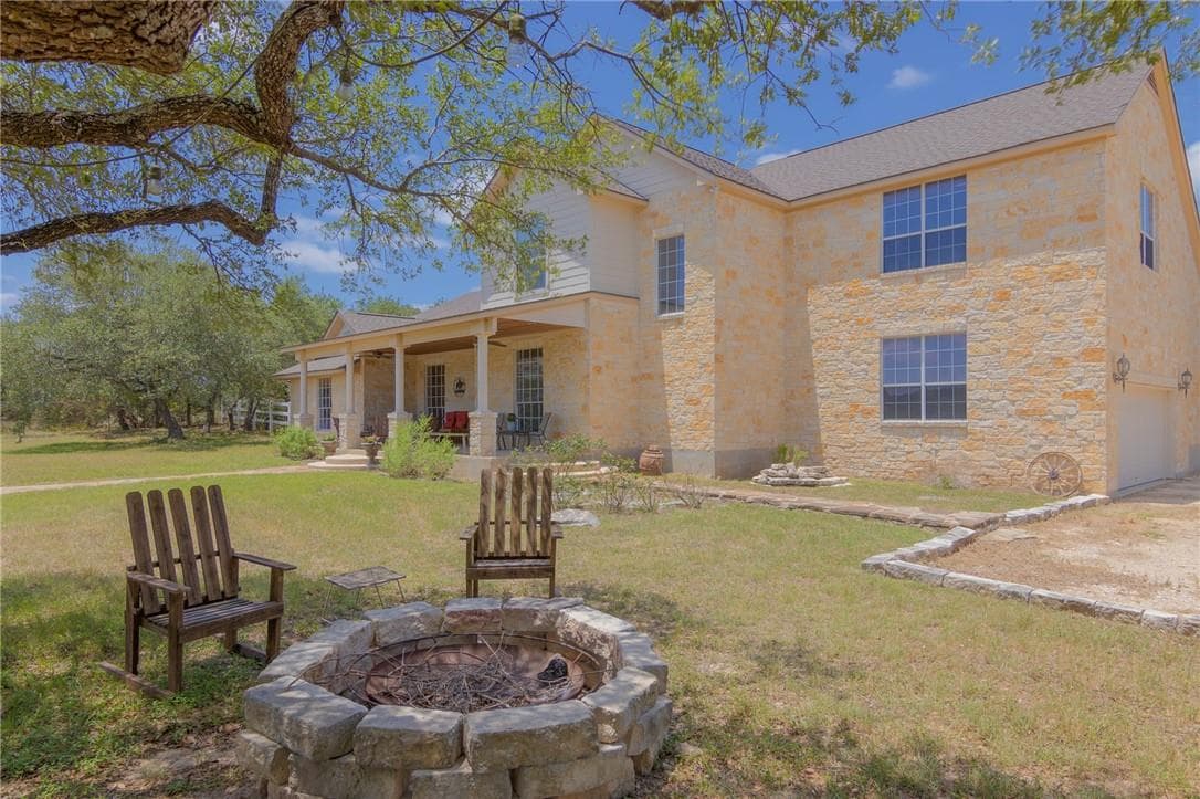 550 Hays Country Acres Rd