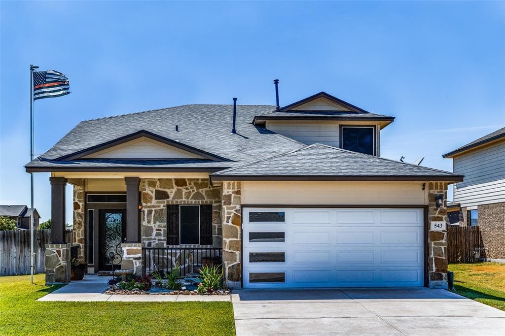 543 Christophers Cv