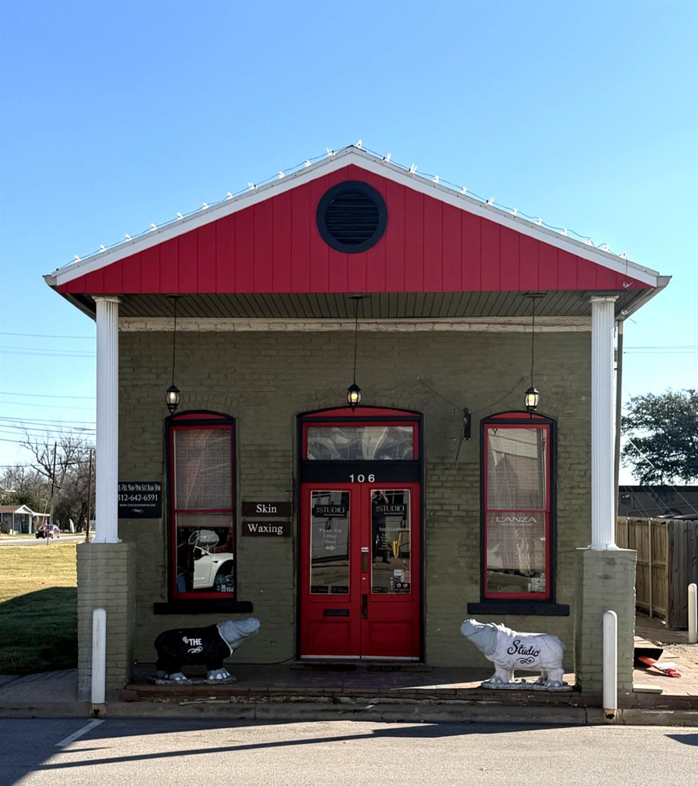 106 East St