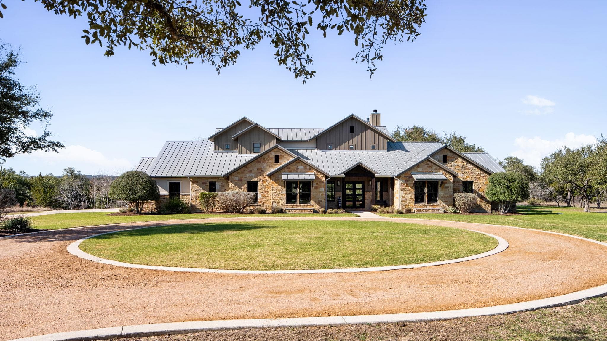 265 McKellar Rd