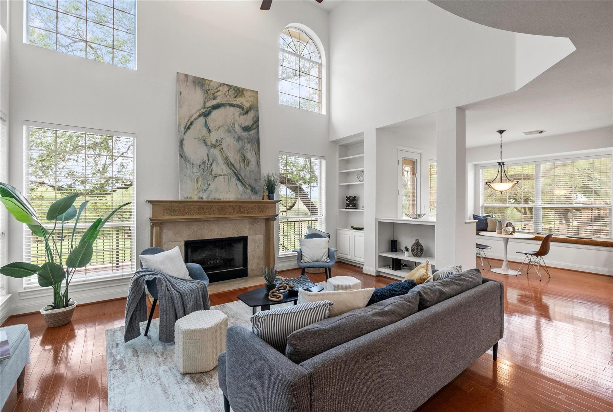 37 Waterfall Dr