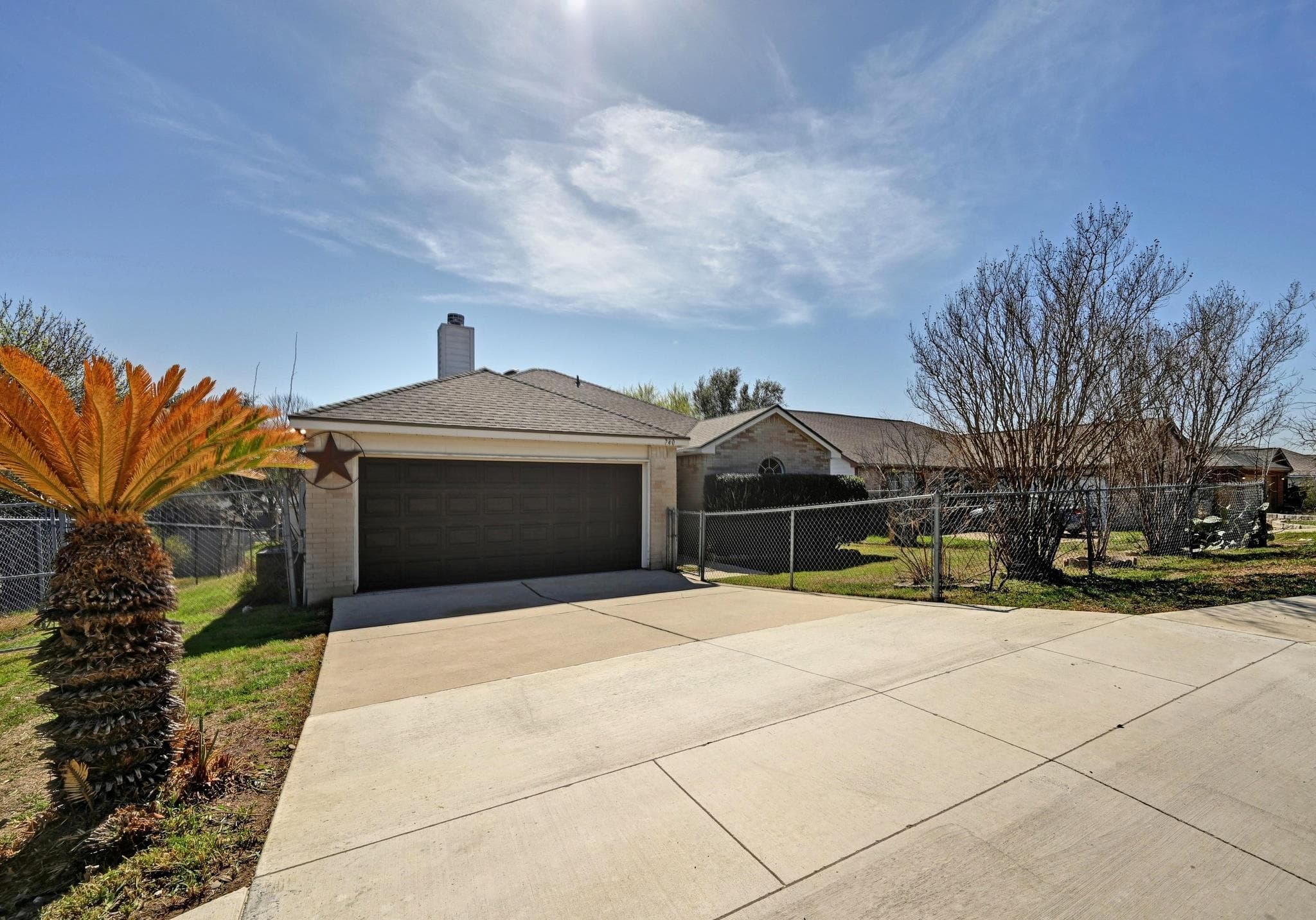 740 Clearview Cir