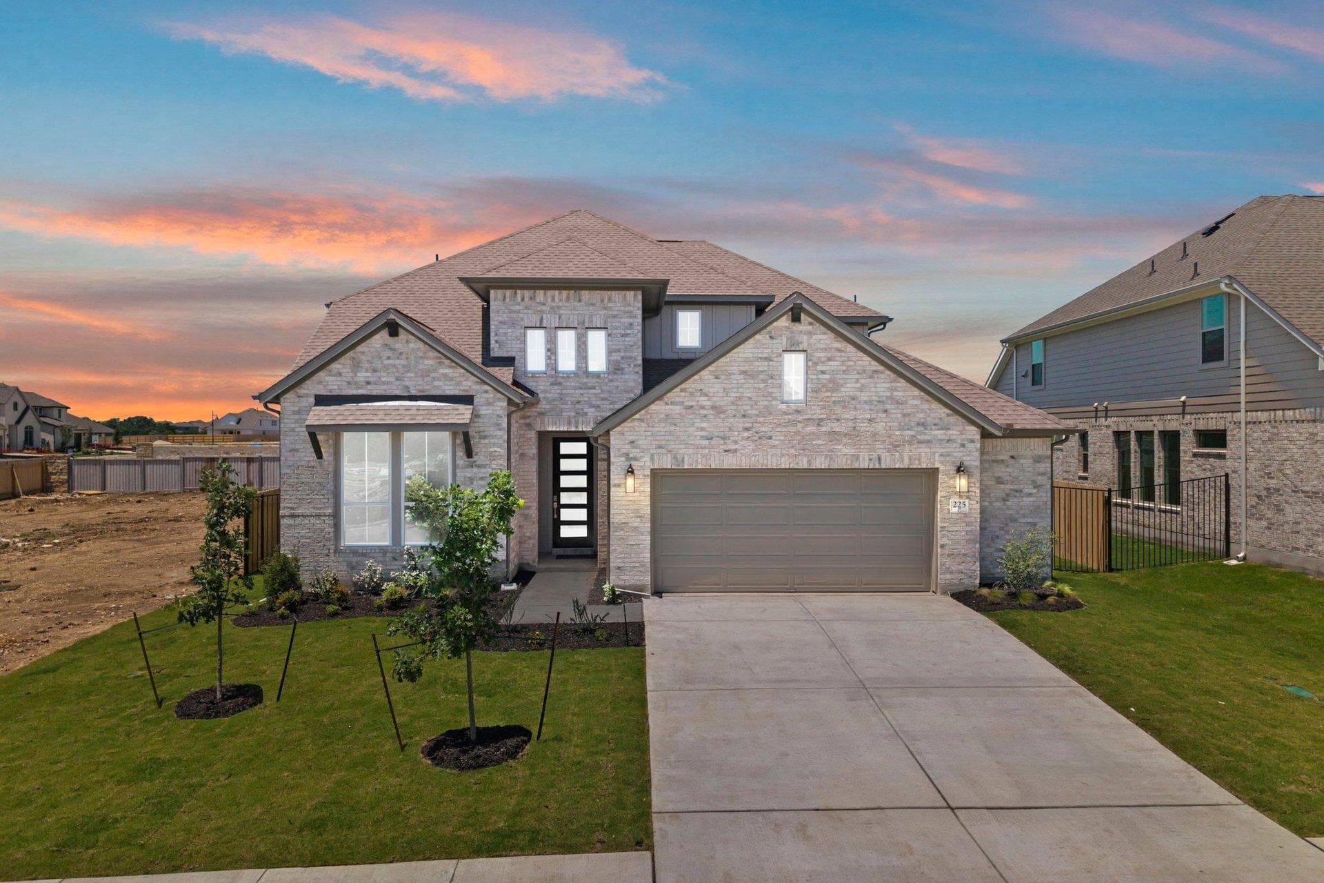225 Pacific Grove Cir