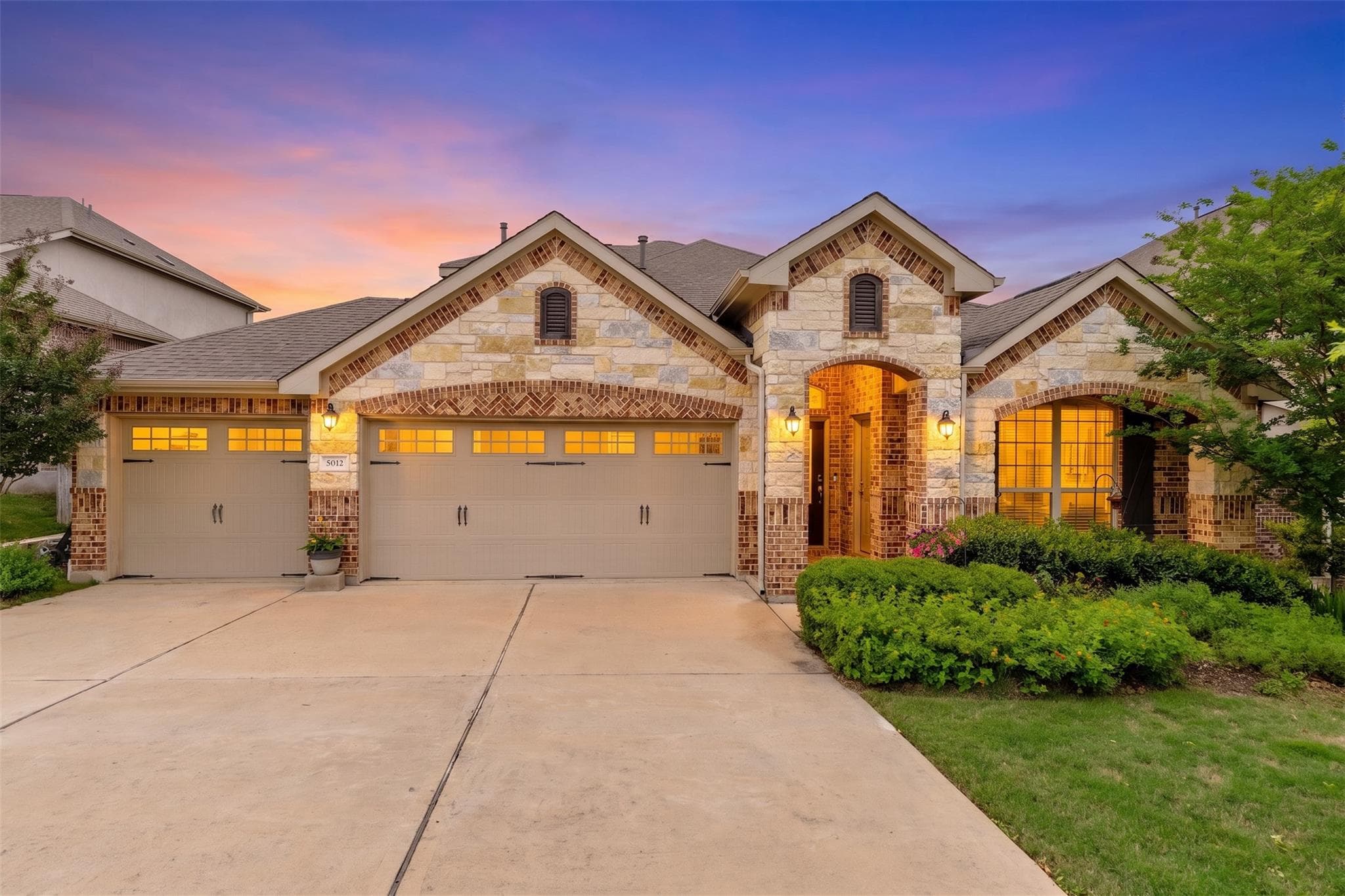 5012 Yucca Bloom Dr