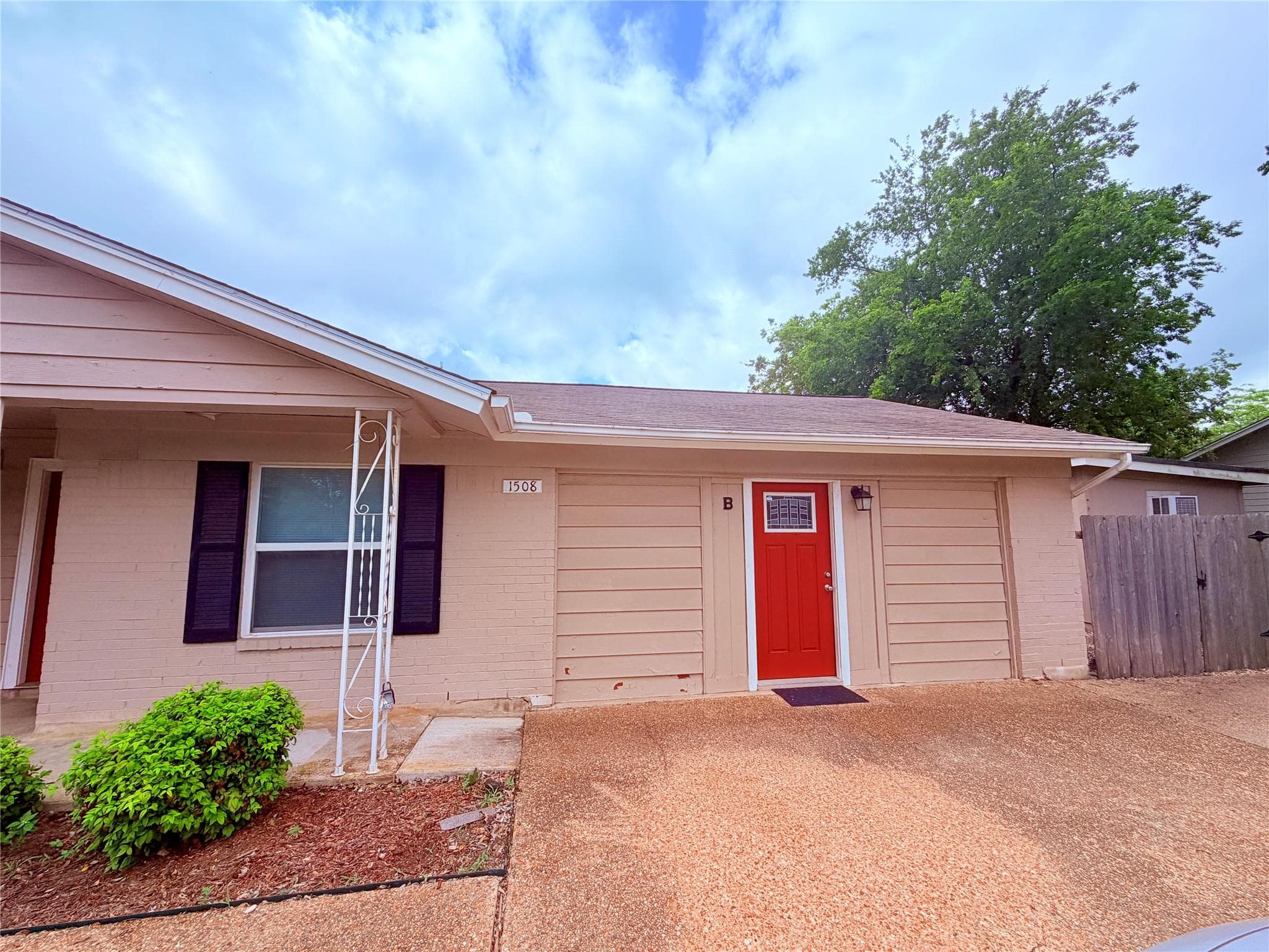 1508 Big Meadow Dr #B