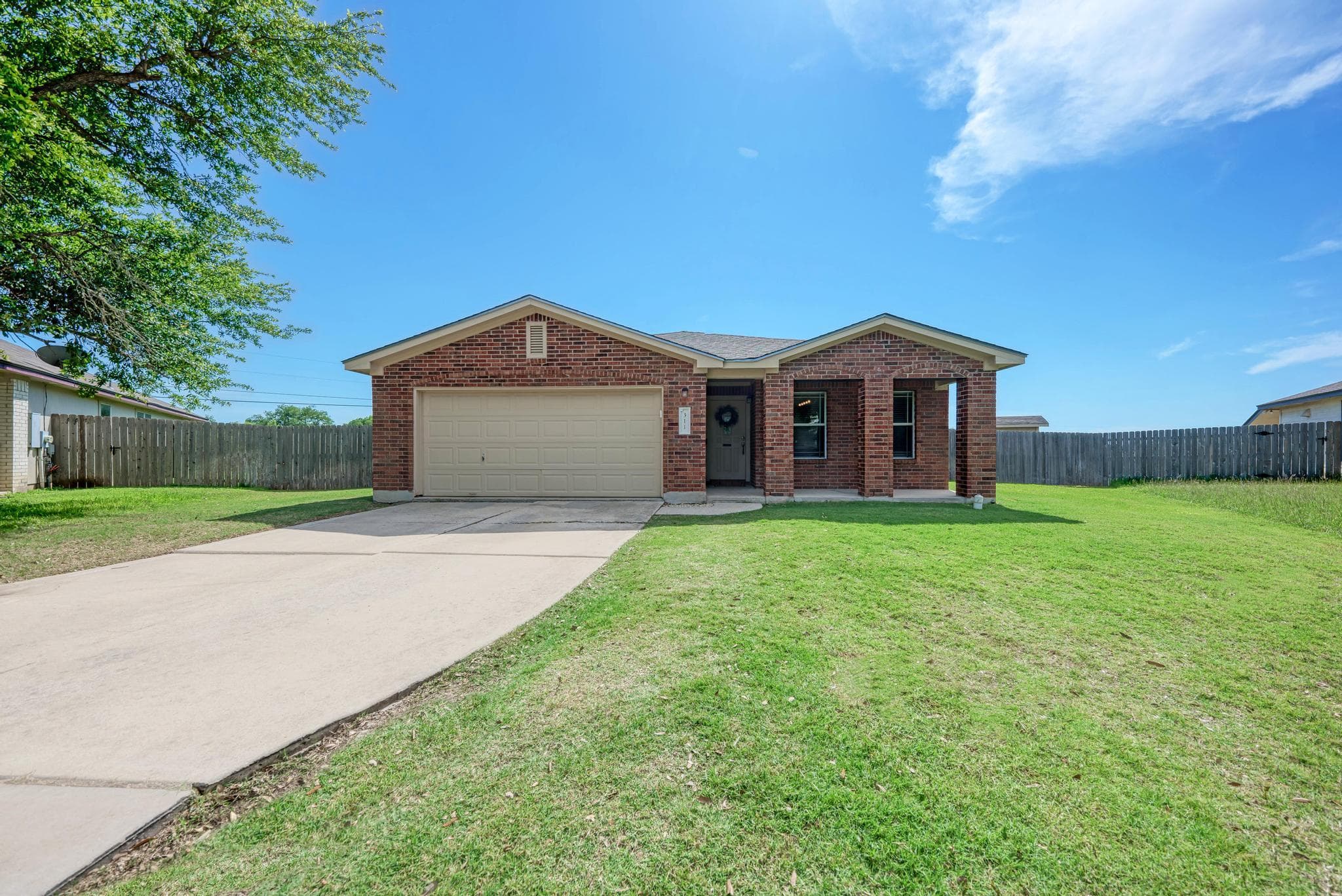 311 Creek Ledge Dr