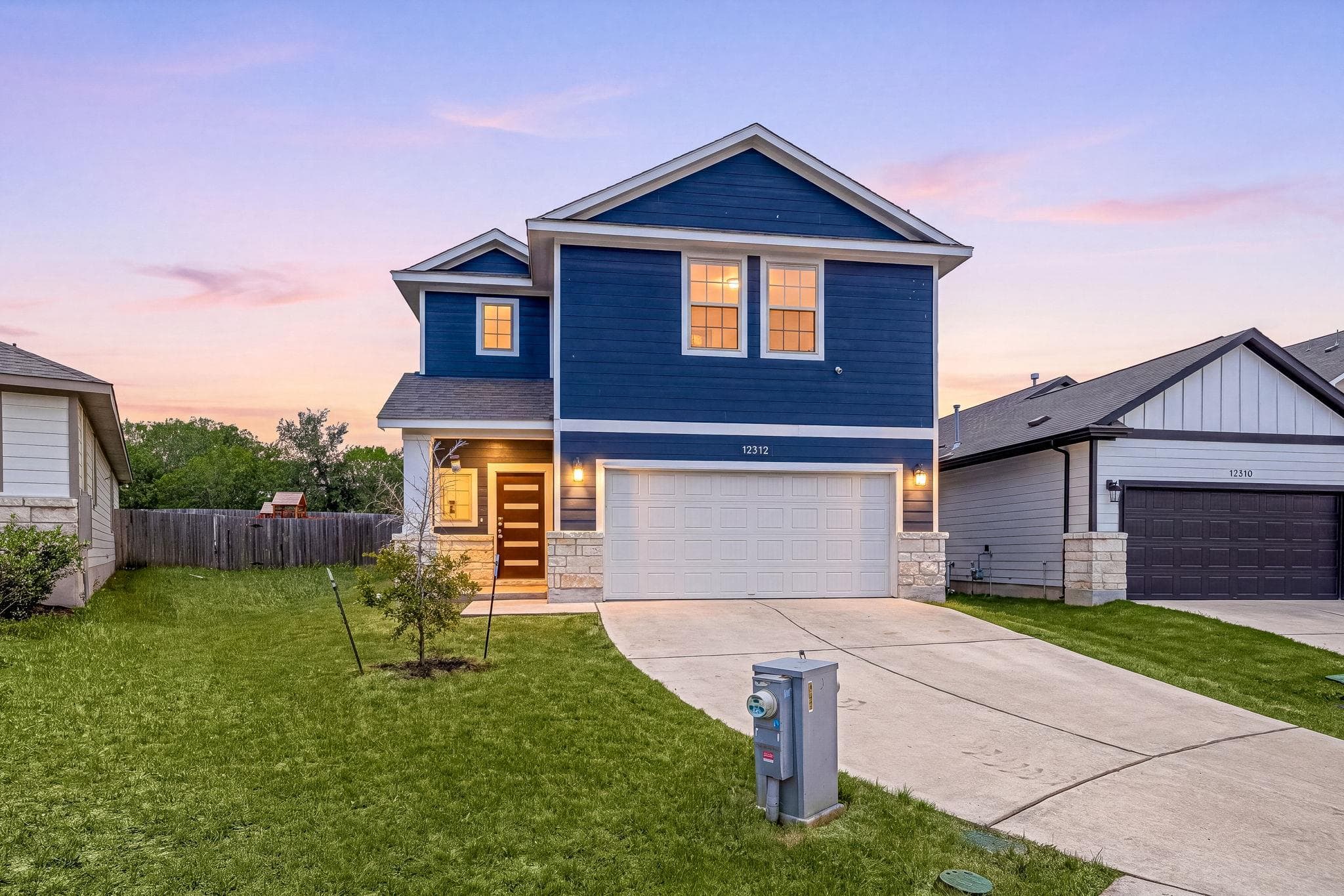 12512 Zenyatta Dr