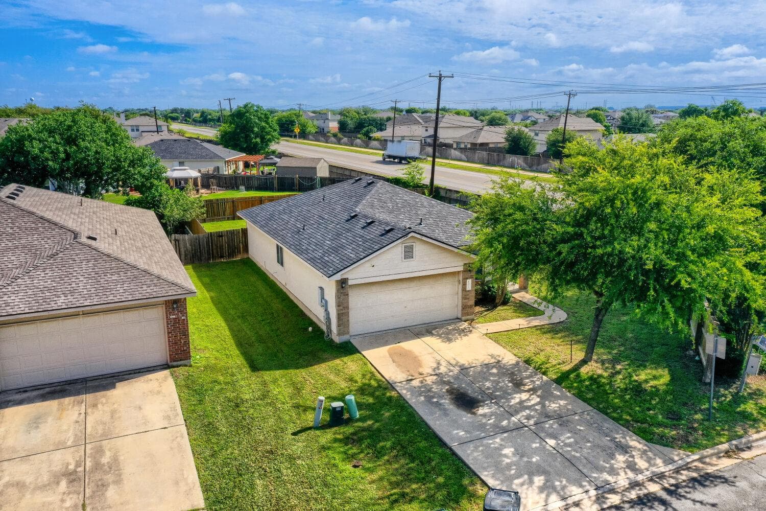 101 Adamae Ln