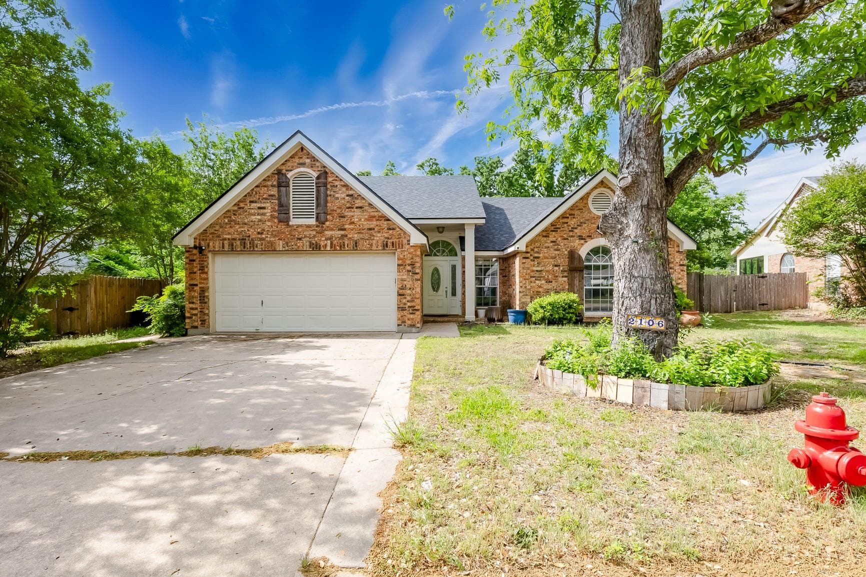 2106 Heather Dr