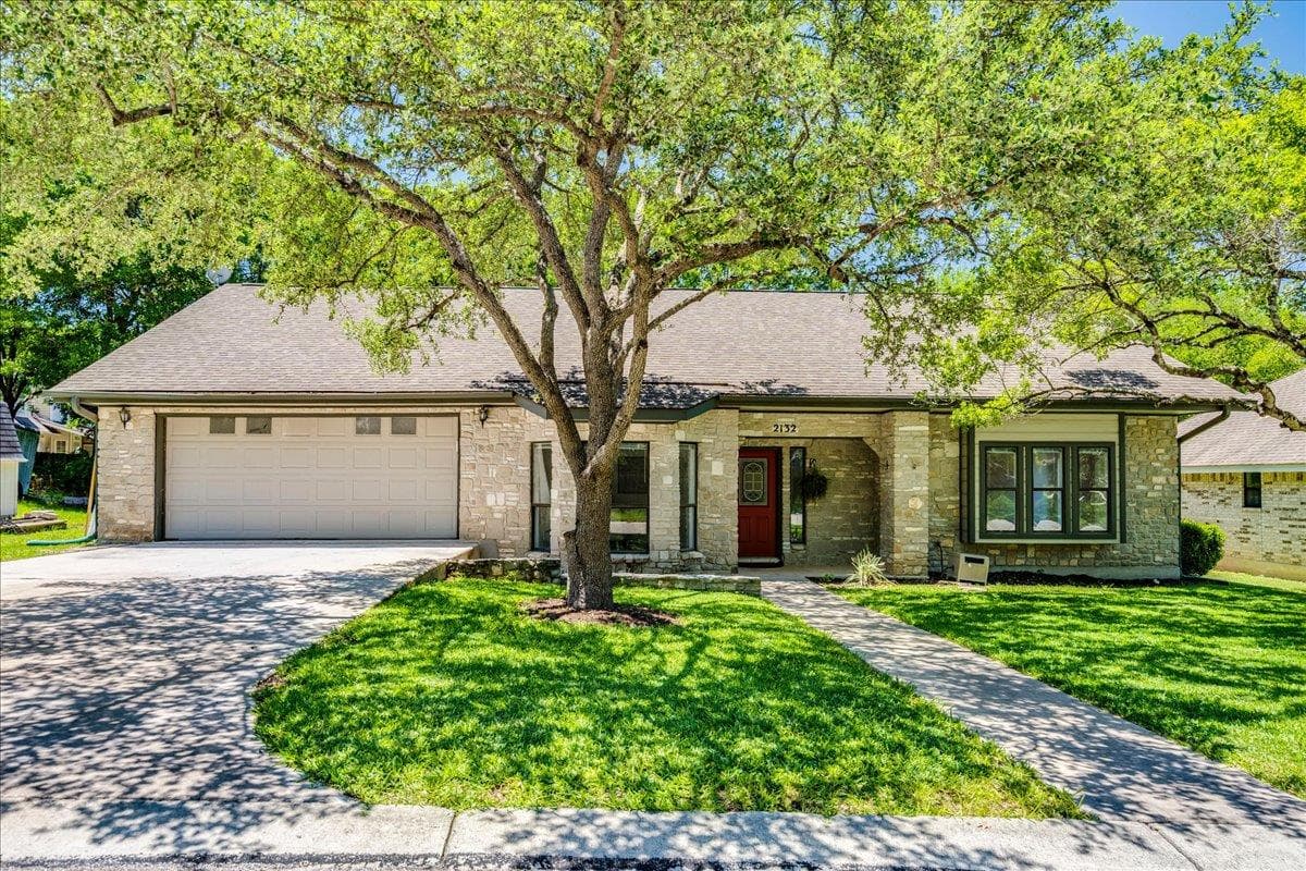 2132 Northcrest Dr