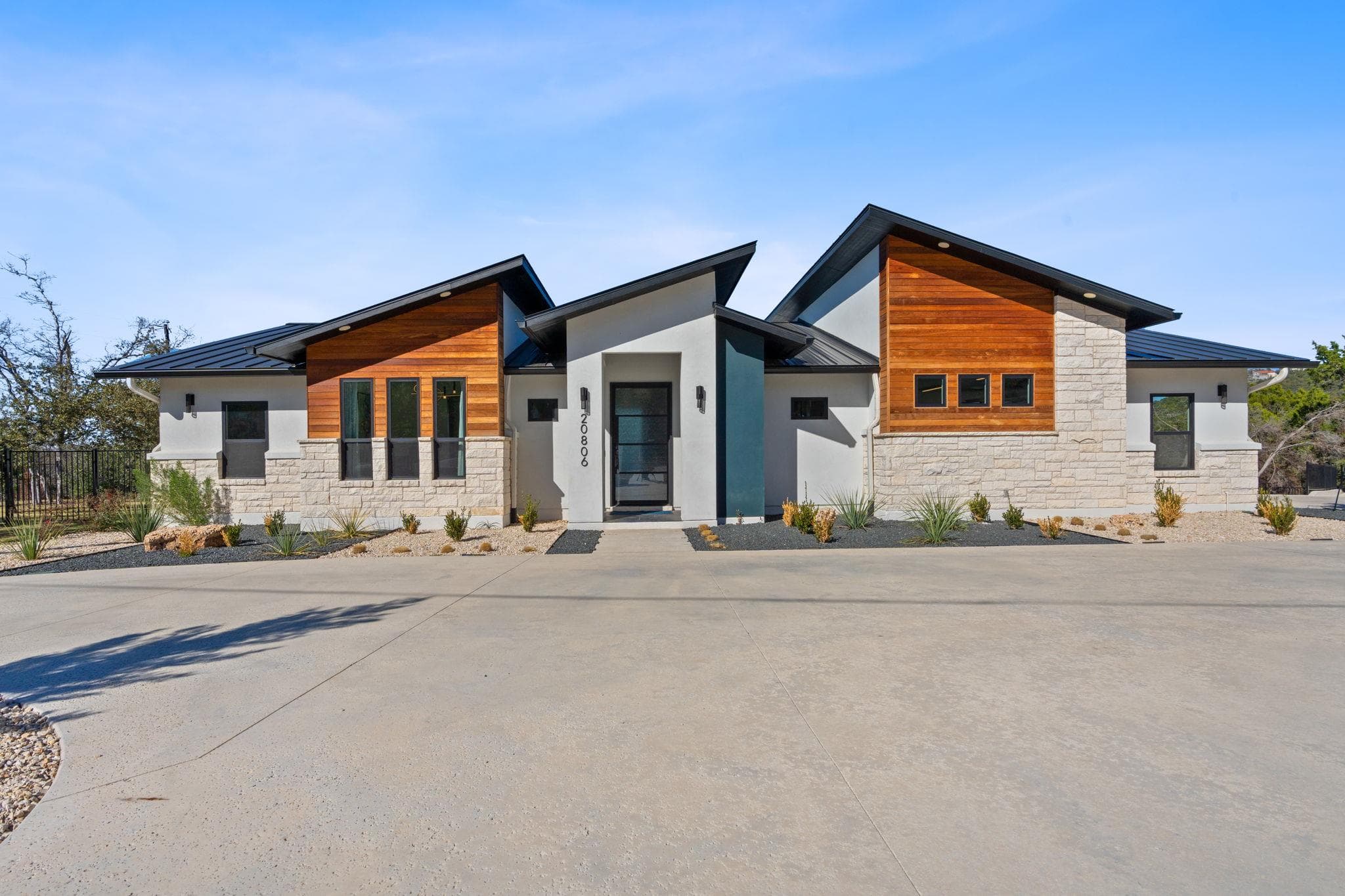 20806 Northland Cir