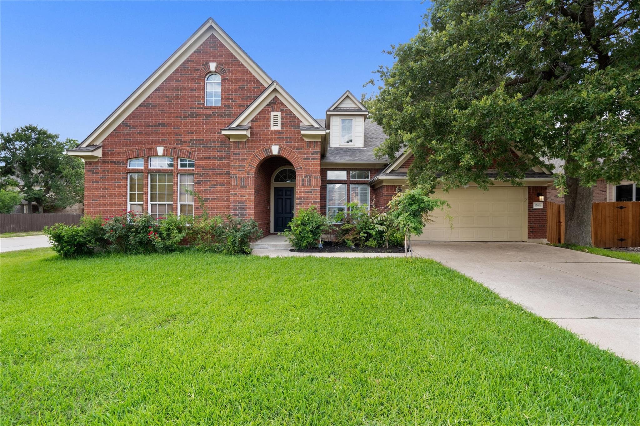 1706 Buttercup Creek Blvd