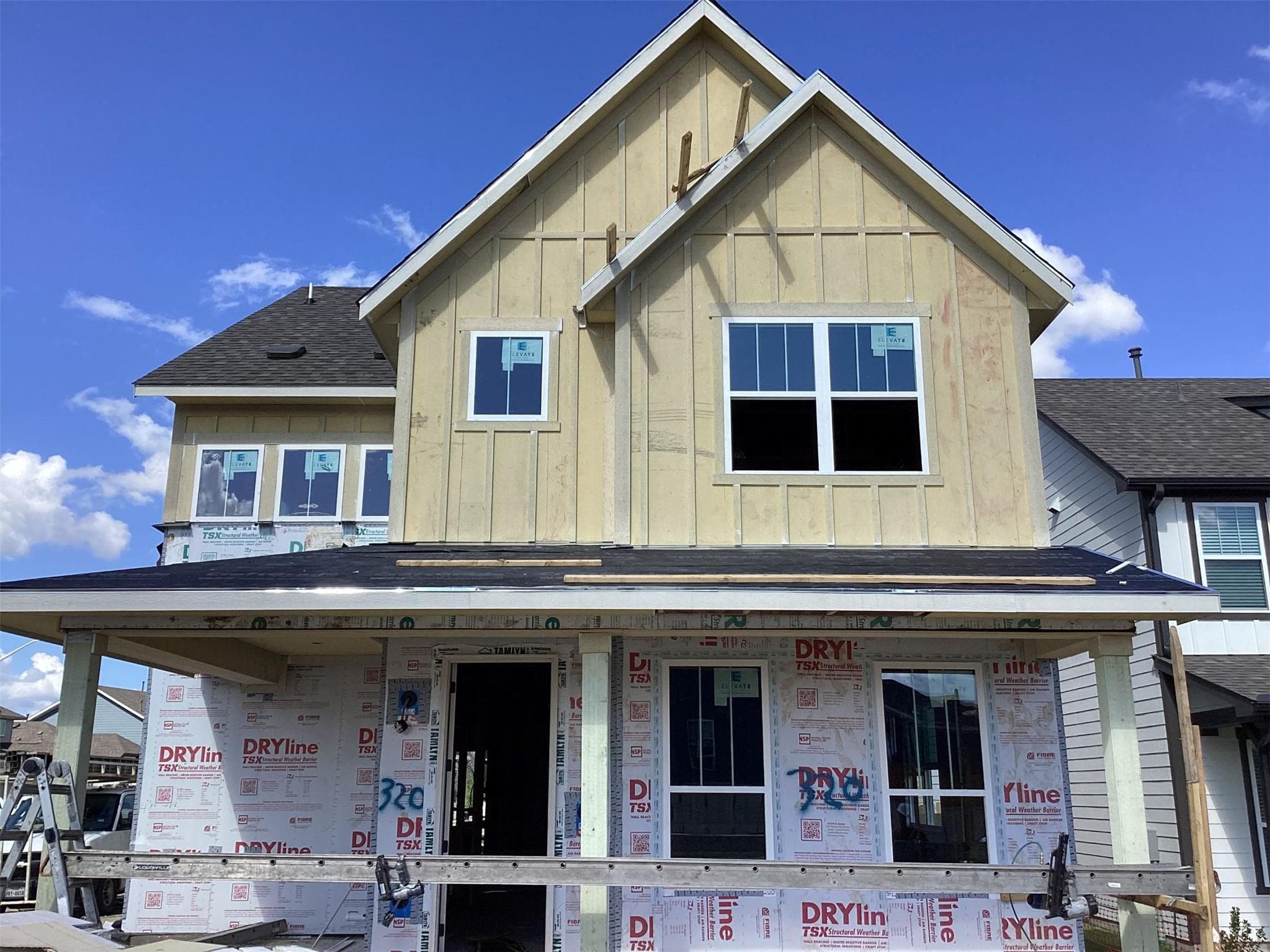 320 Leeland Dr