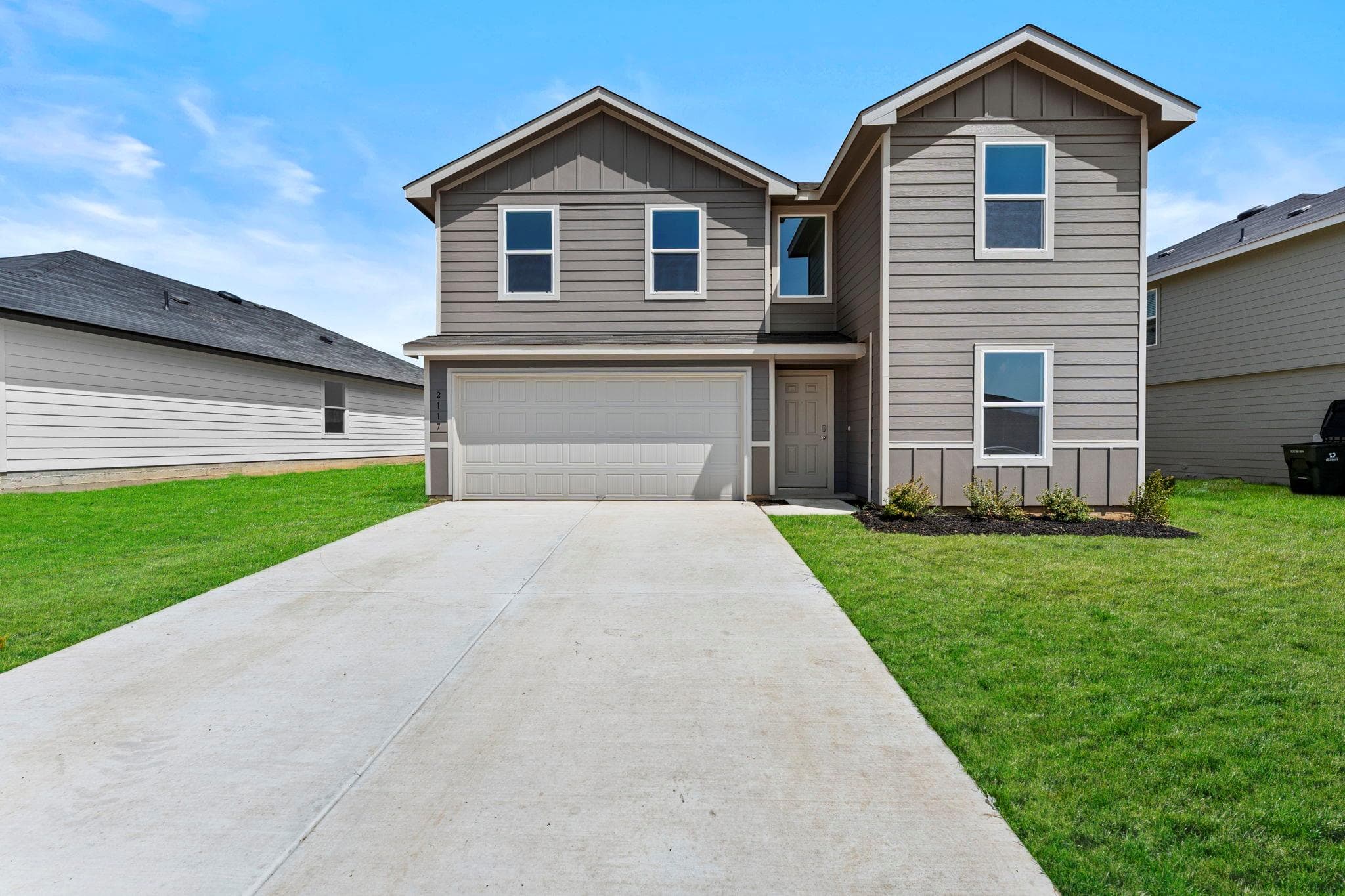 2117 Windflower Ln