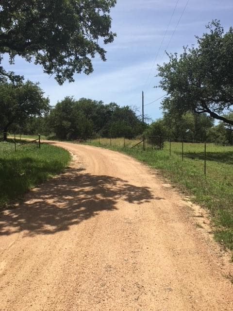 1685 Hwy 281 Hwy