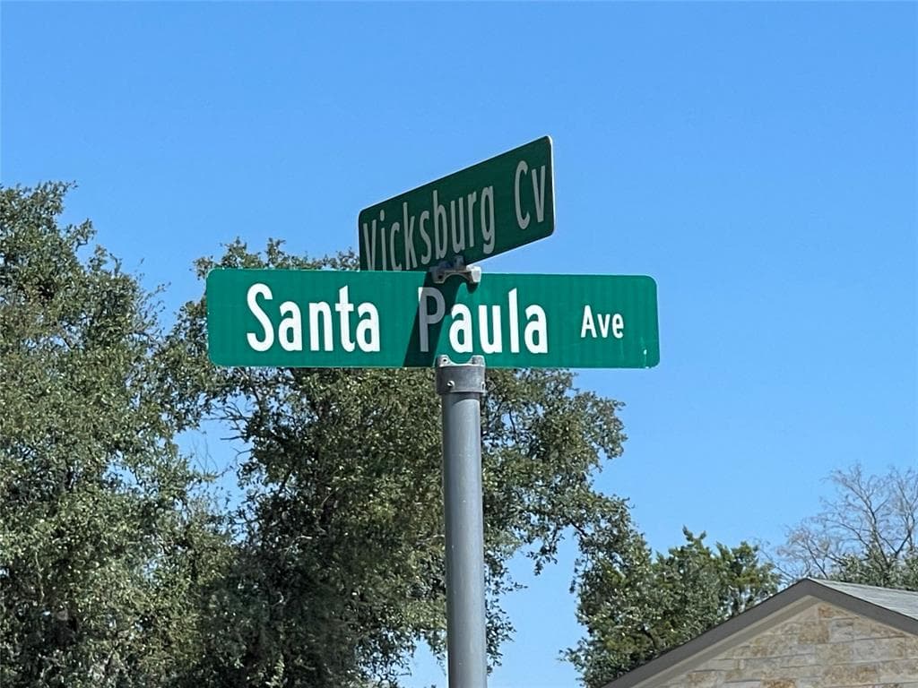 21101 Santa Paula Ave