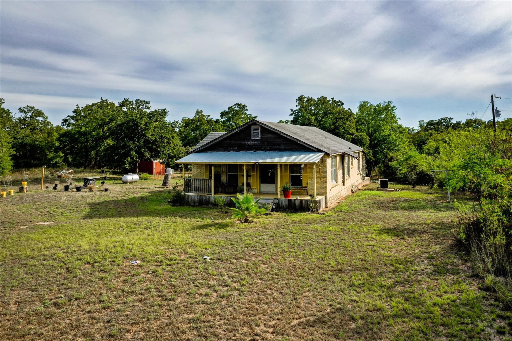 120 James Hoskins Ln