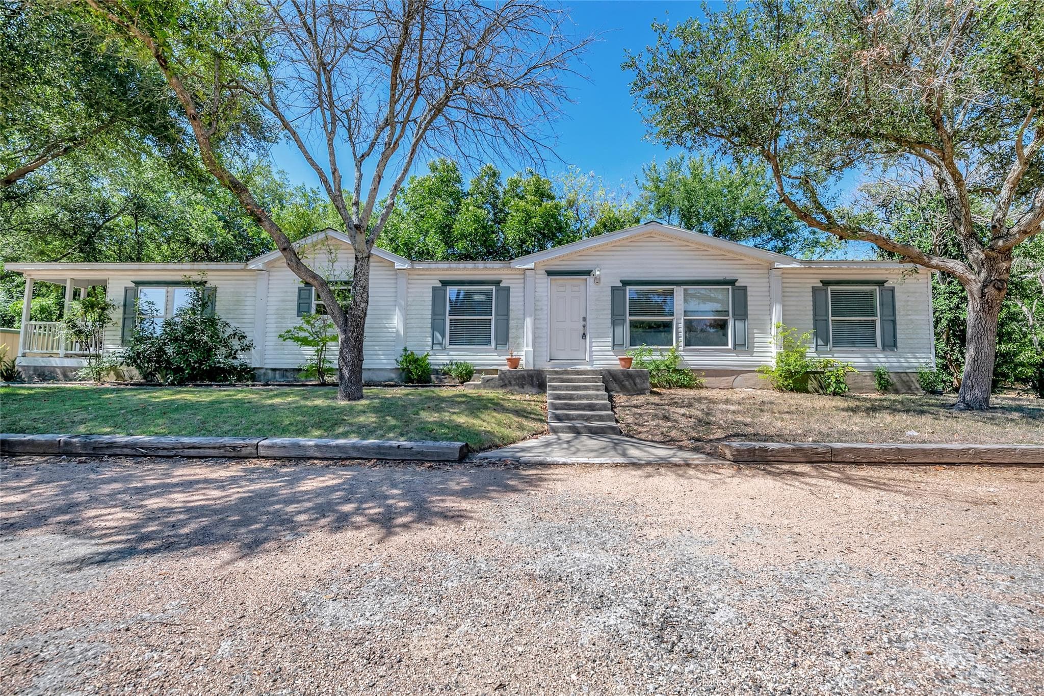 301 Fm 1660 Rd