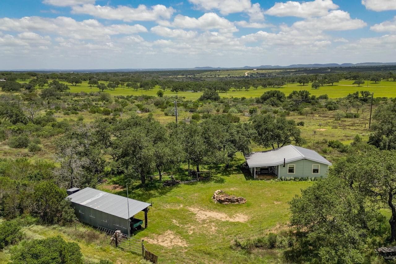 691 Grape Creek Rd