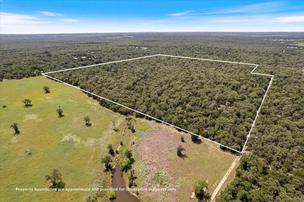 000 Hidden Oaks Ln