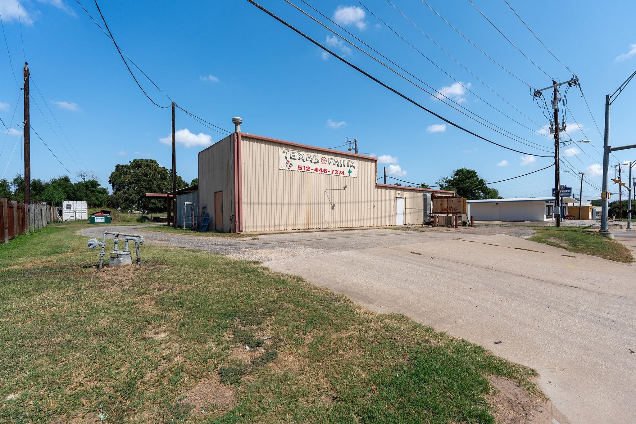 1400 W Cameron Ave
