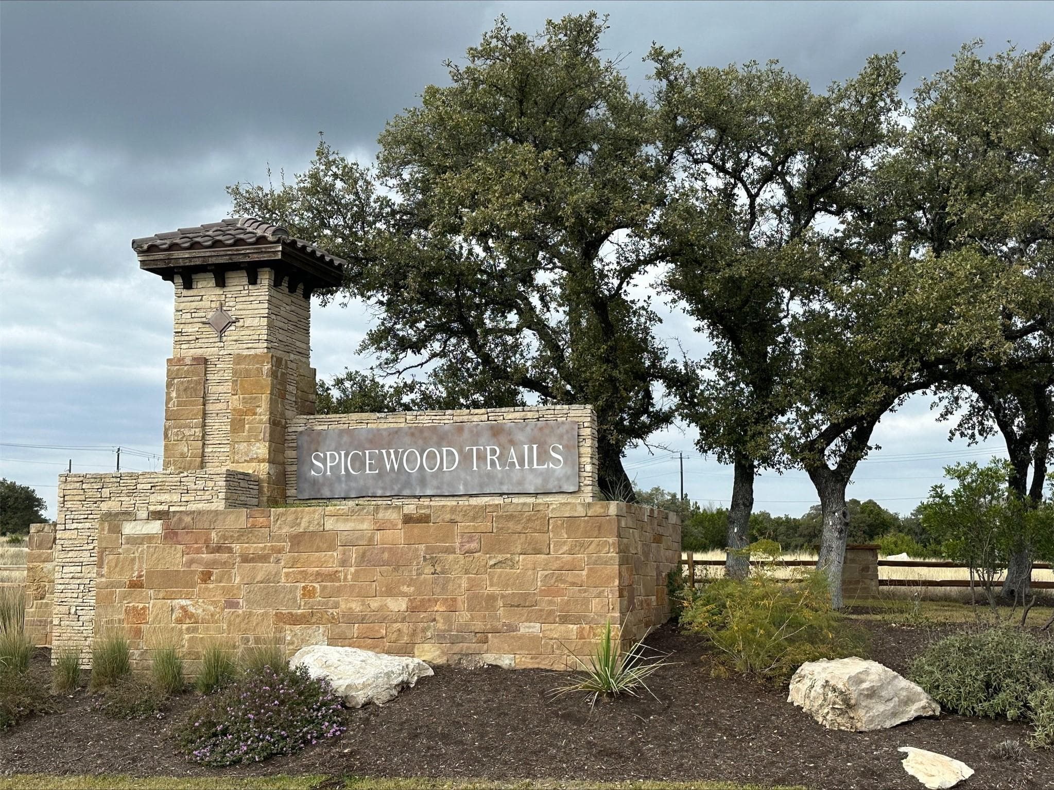 409 Spicewood Trails Dr
