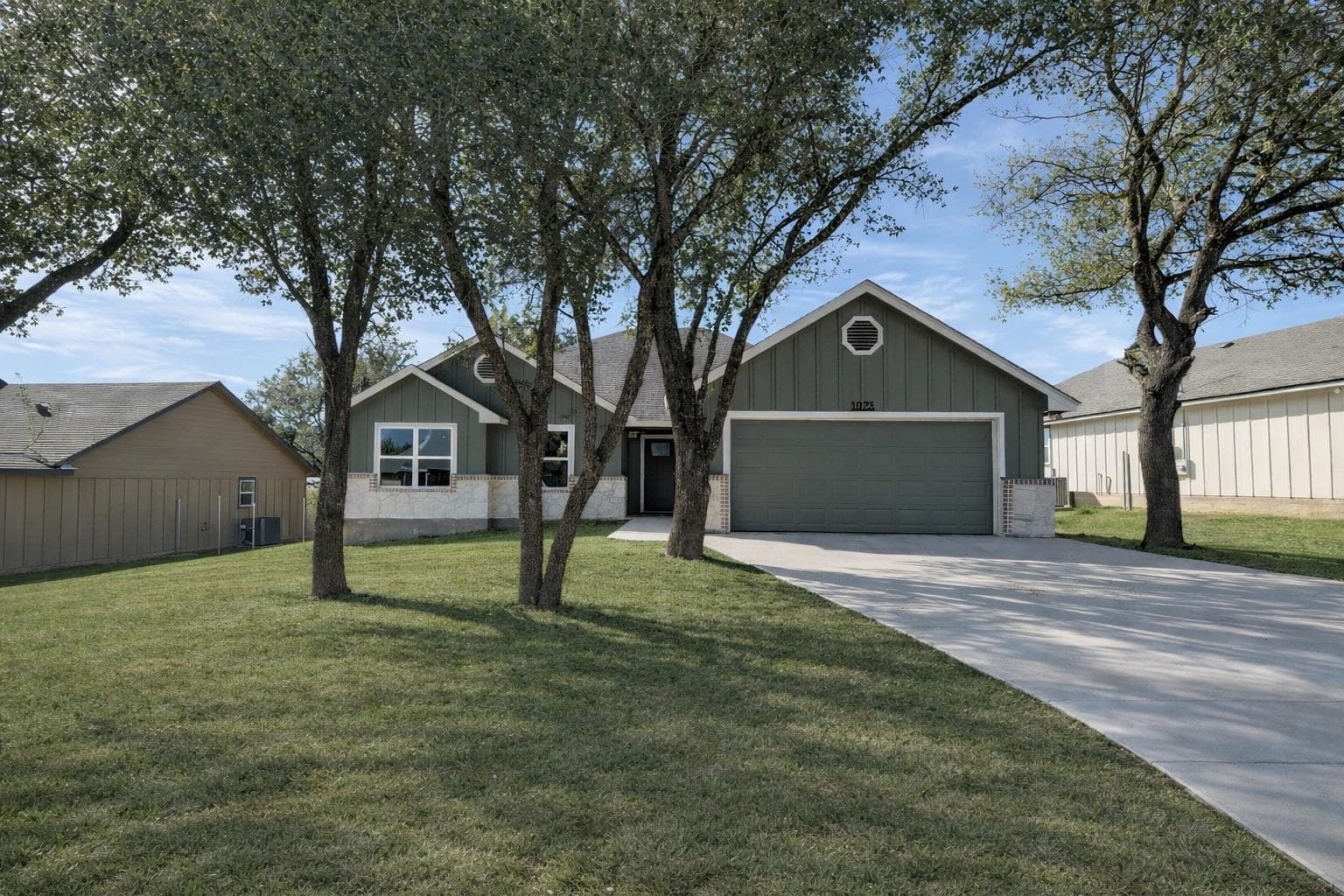 1023 Fieldstone Dr