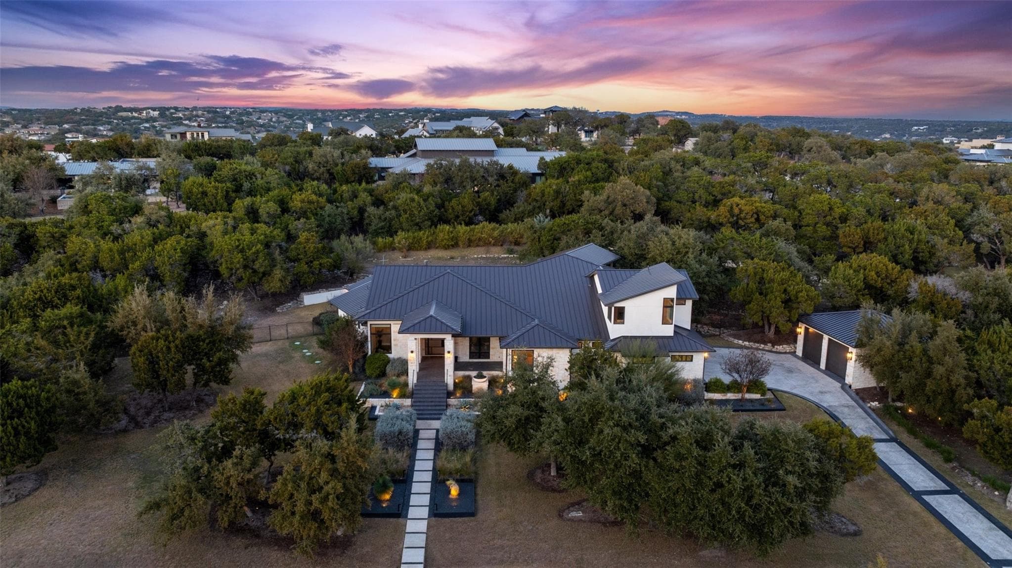 1817 Knights Chance Ln