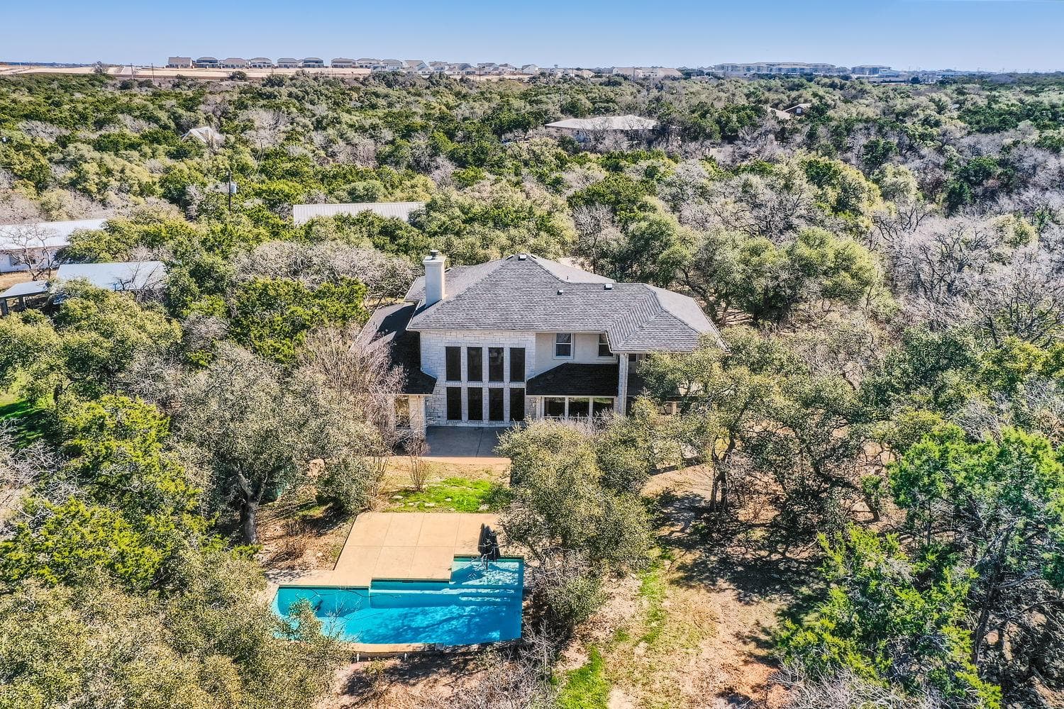 210 Amandas Way
