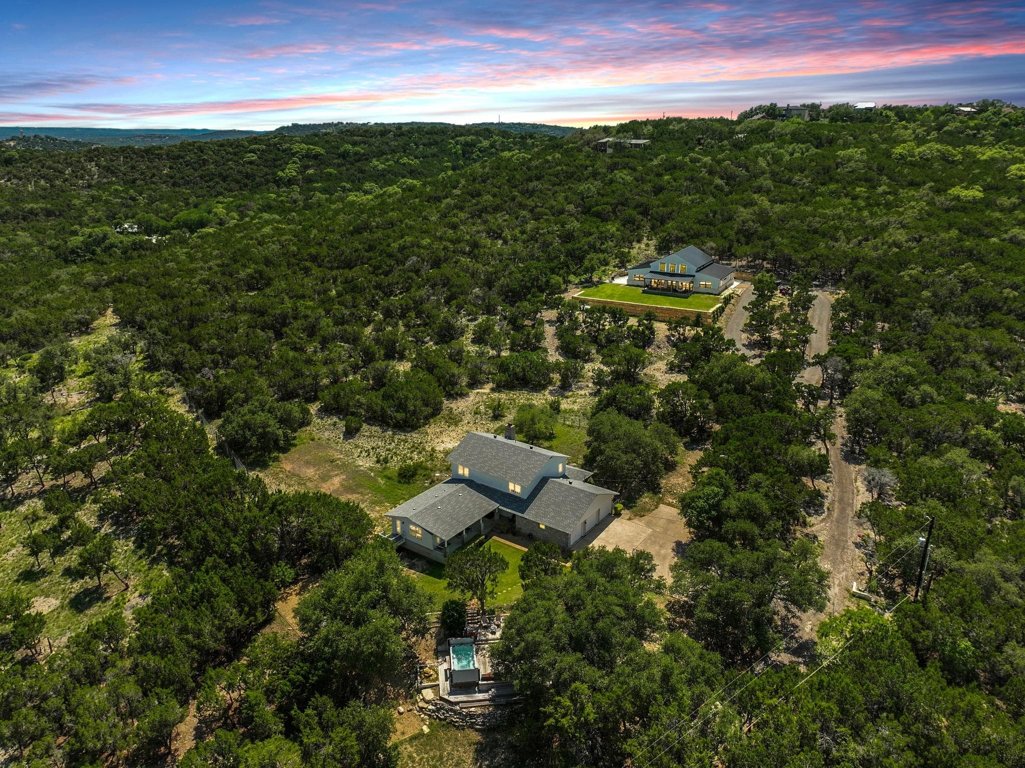 11104 Trails End Rd