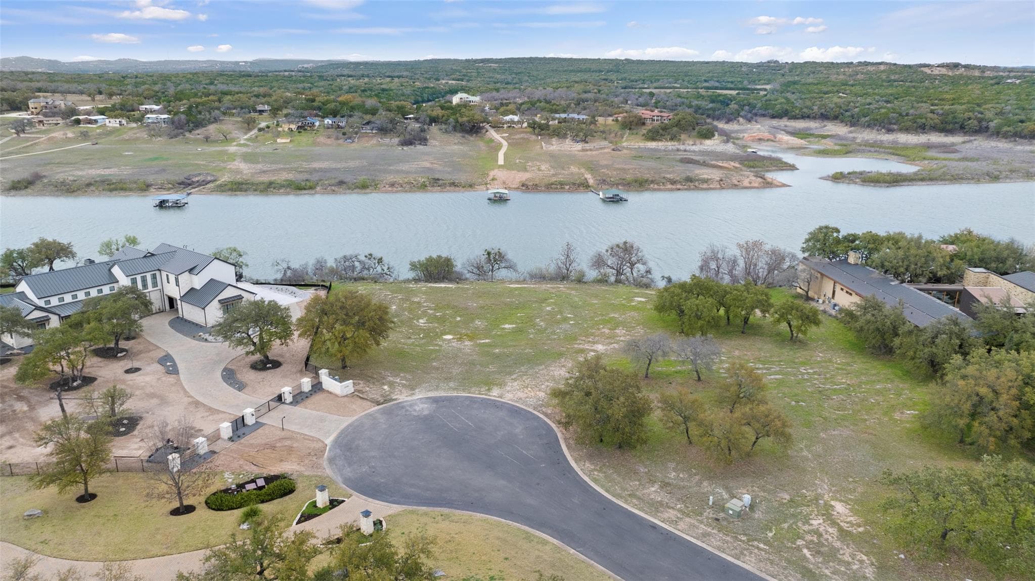 25208 Chernosky Point Cv