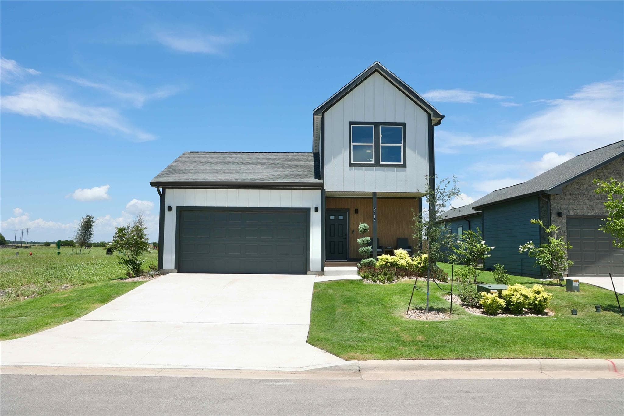 2017 Applewood Dr