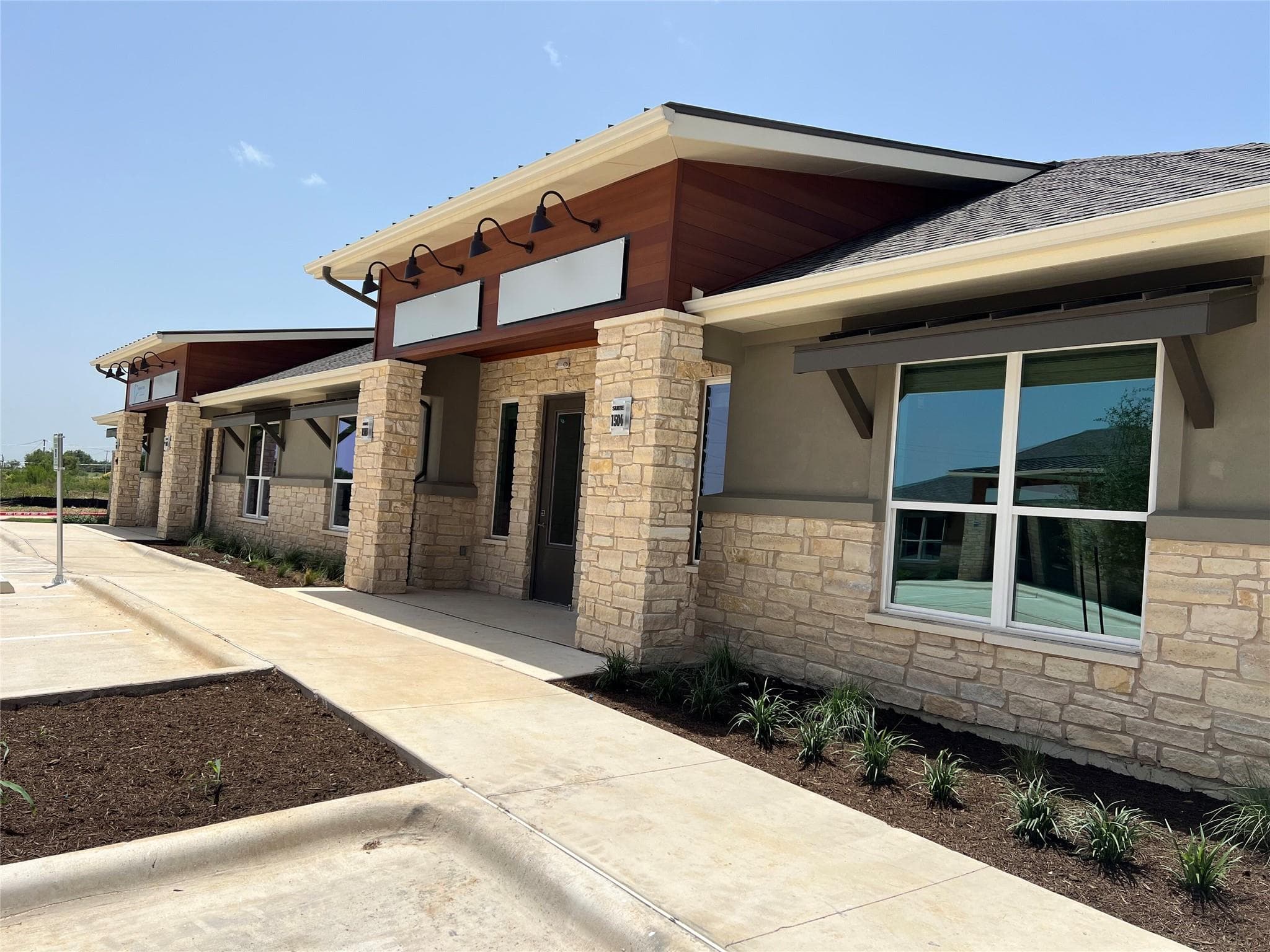 2951 FM 1460 None #1504