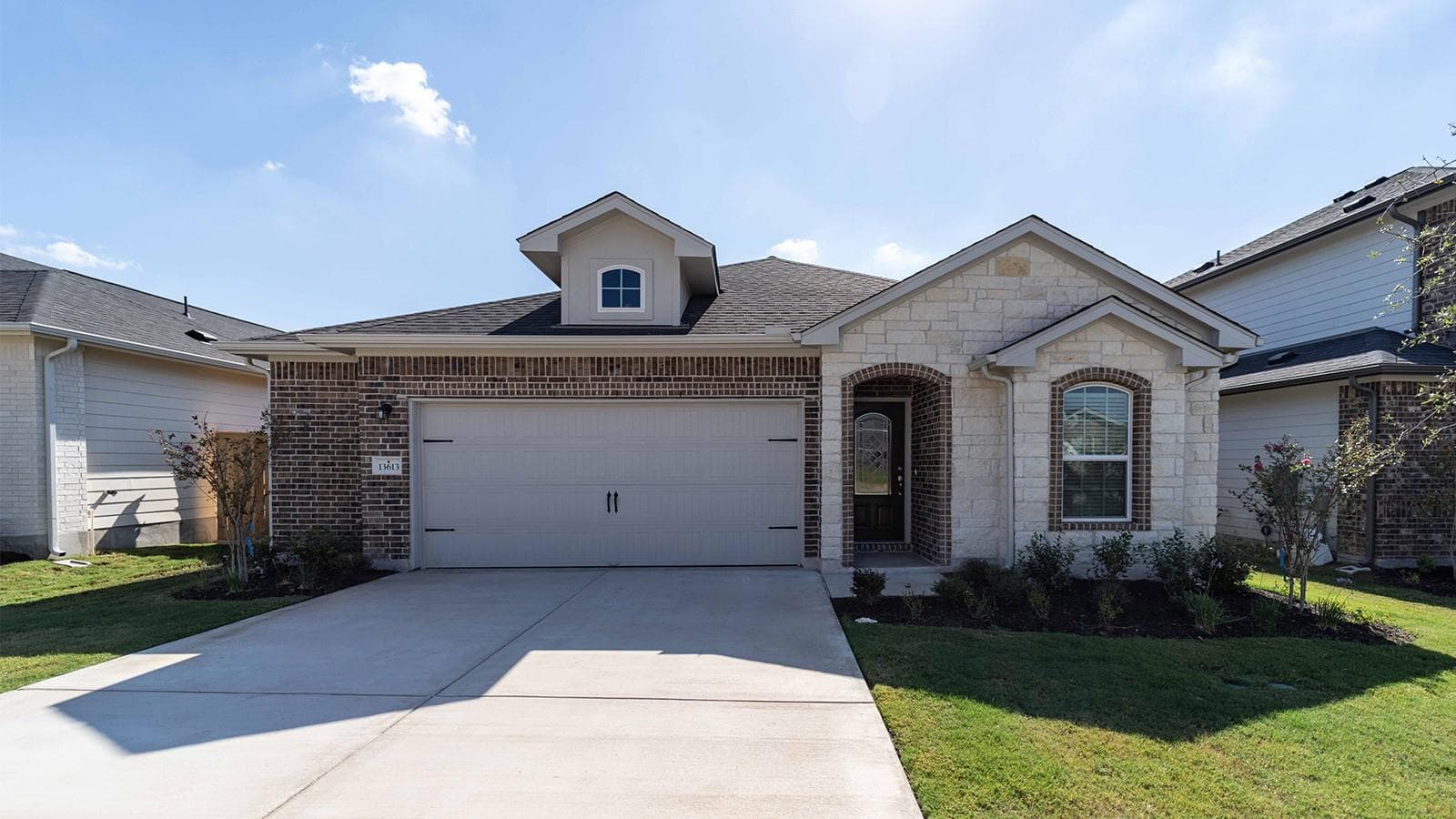 13613 Endless Narrow Ln