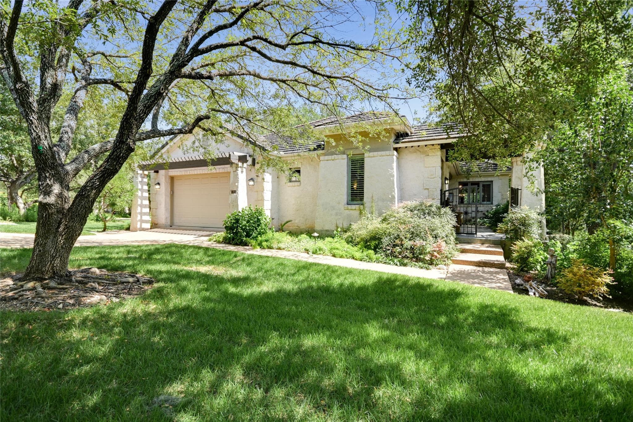 2305 Barton Creek Blvd #28
