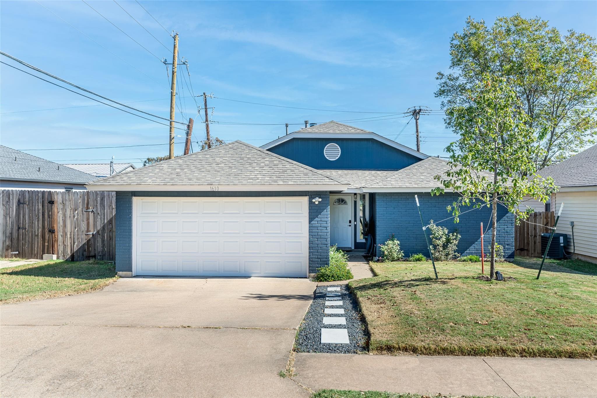 1610 Taron Dr