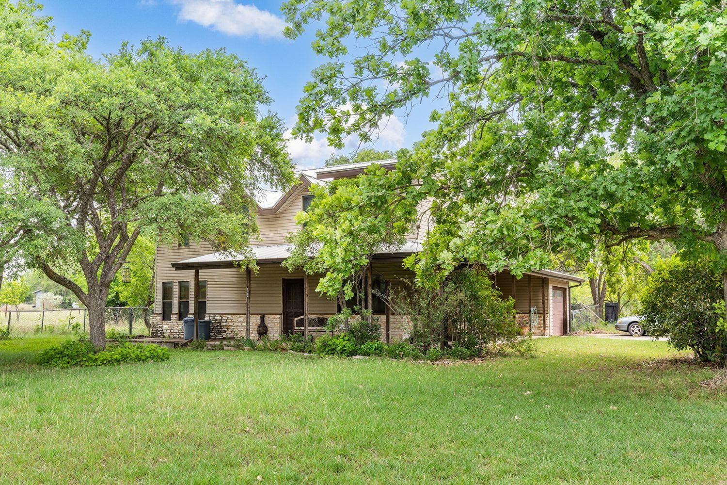 907 Horace Howard Dr