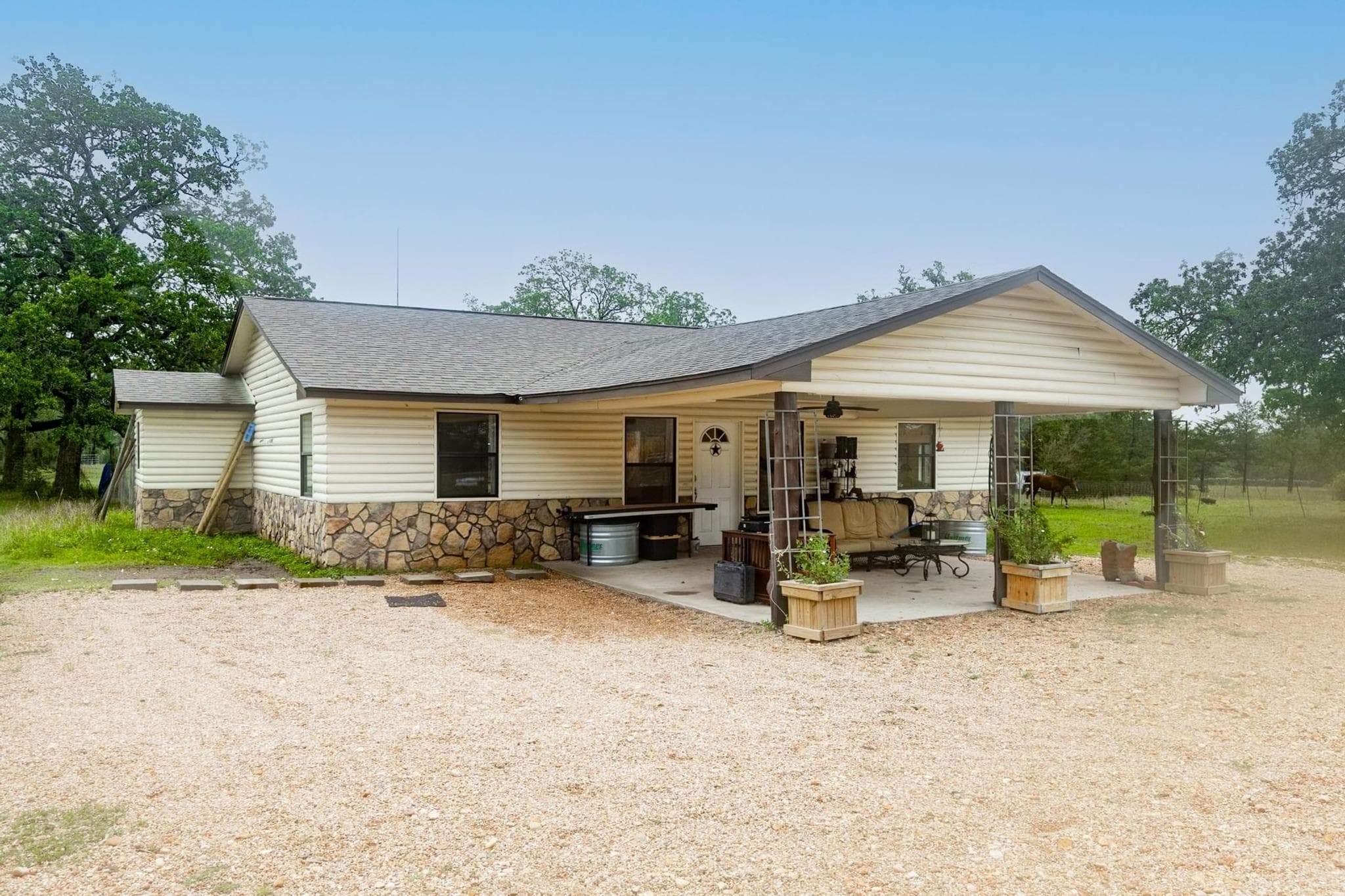 326 Zapalac Rd