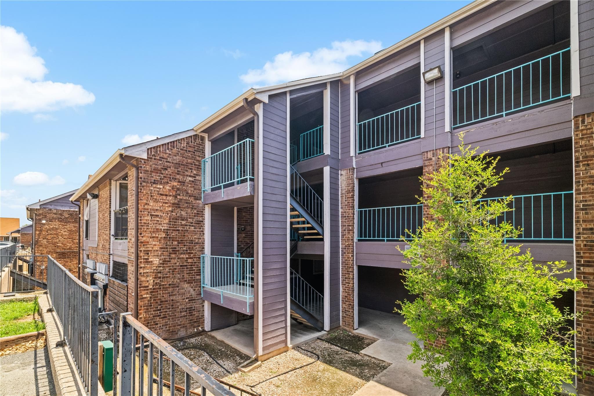 1840 Burton Dr #110