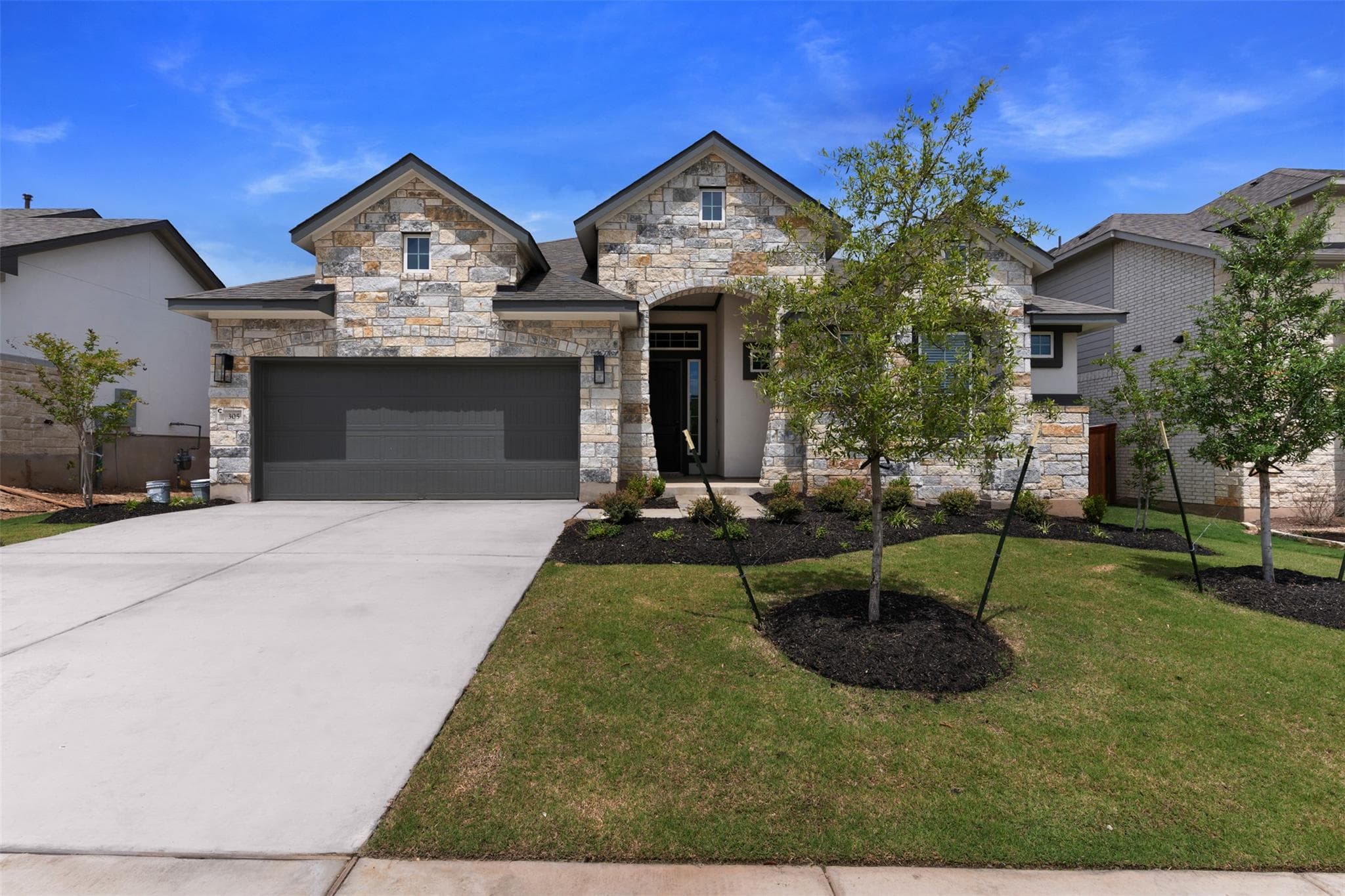 305 Oak Blossom Rd