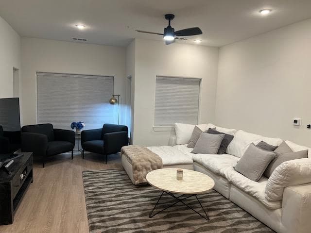 4802 S Congress Ave #121