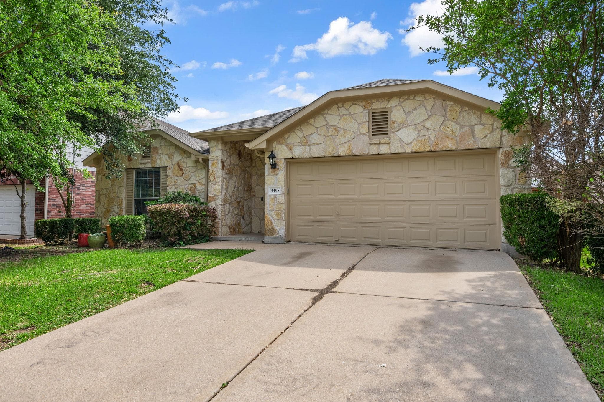 4498 Heritage Well Ln