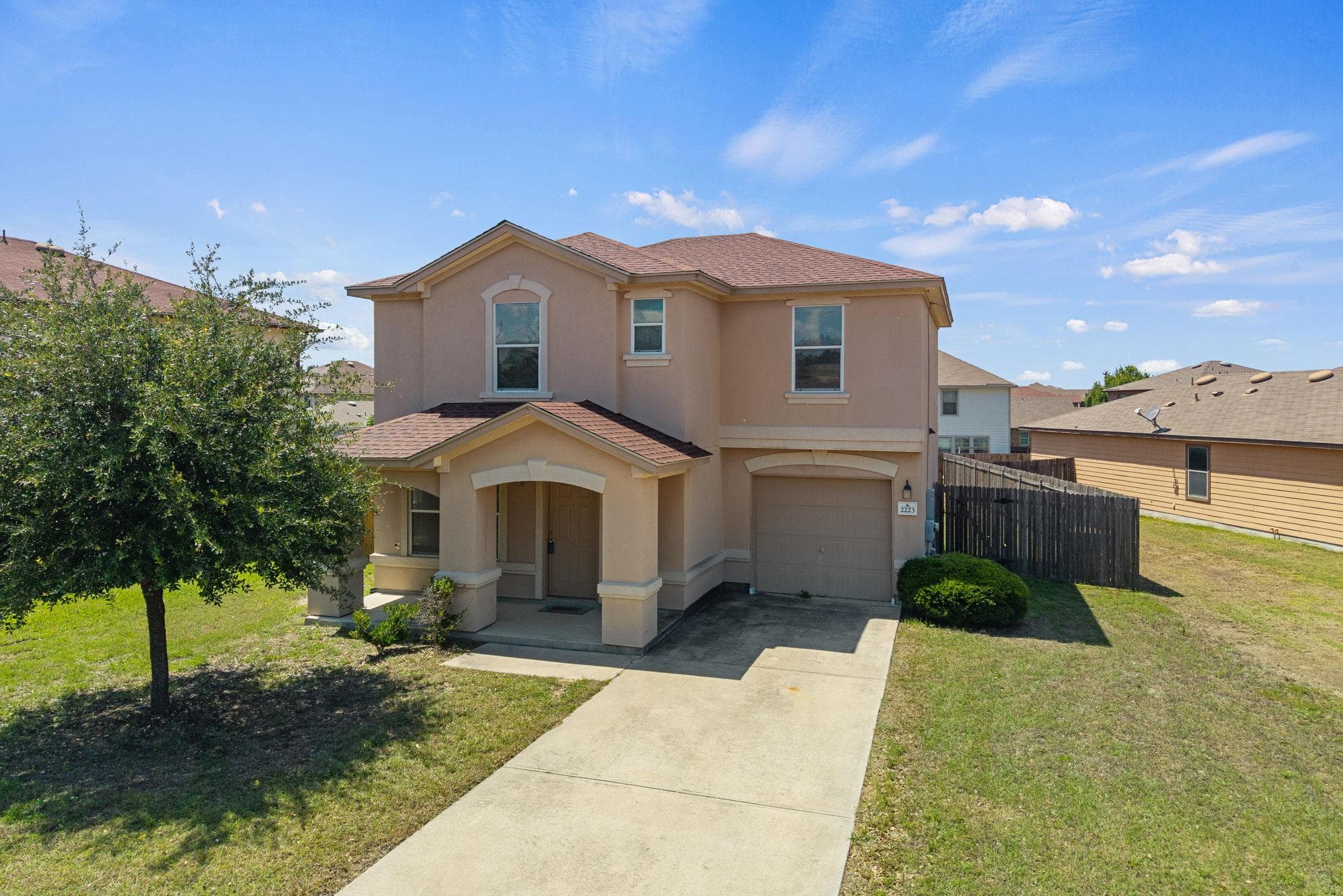 2223 Perkins Pl