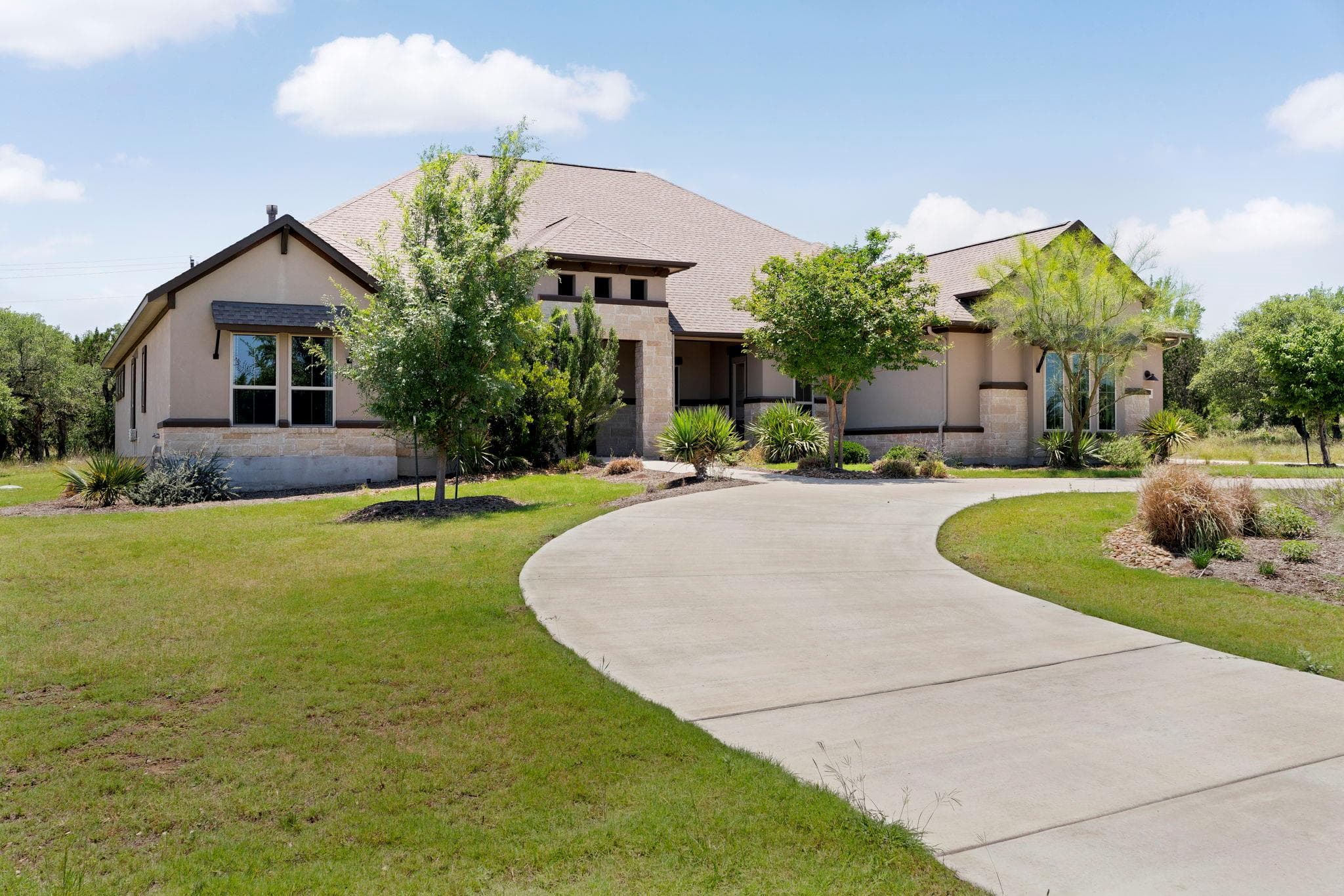 105 Council Oak Ct