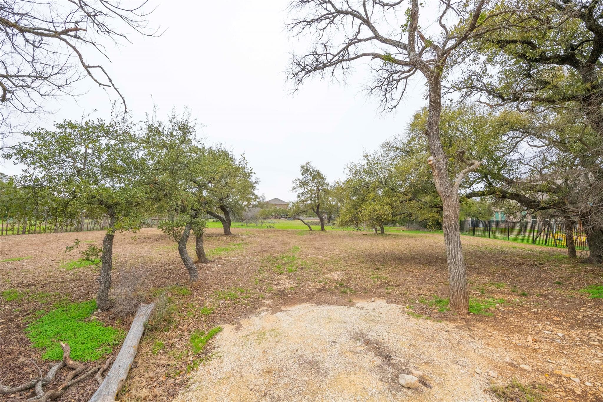 110 Stately Oak Dr