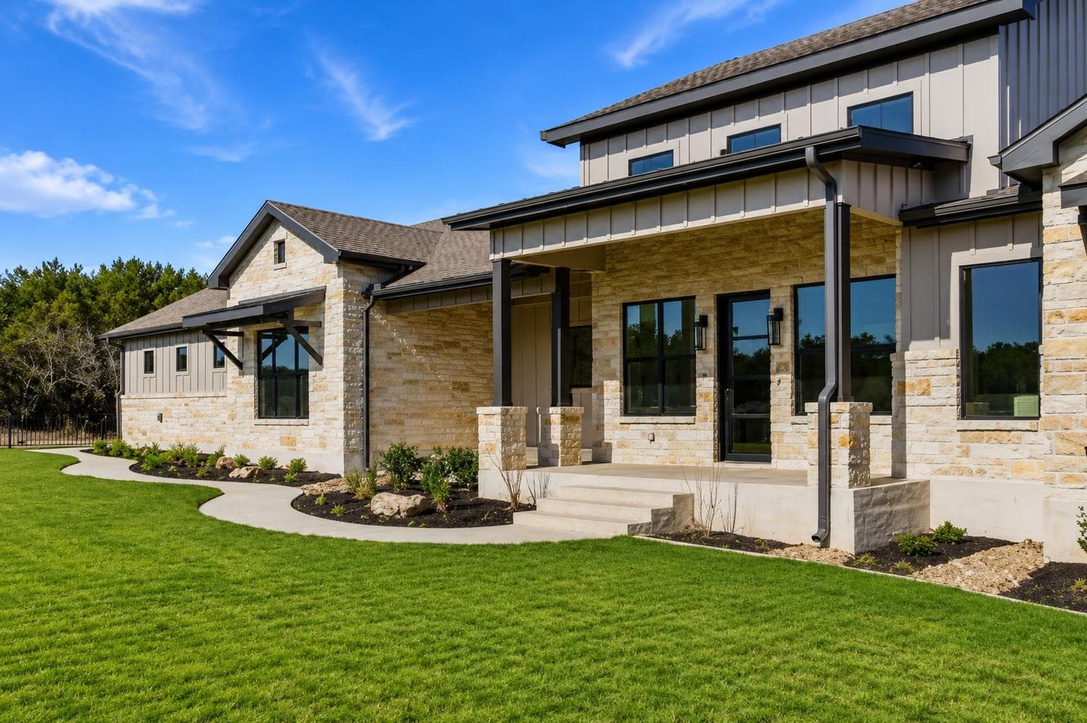 209 Burnet Oaks Dr