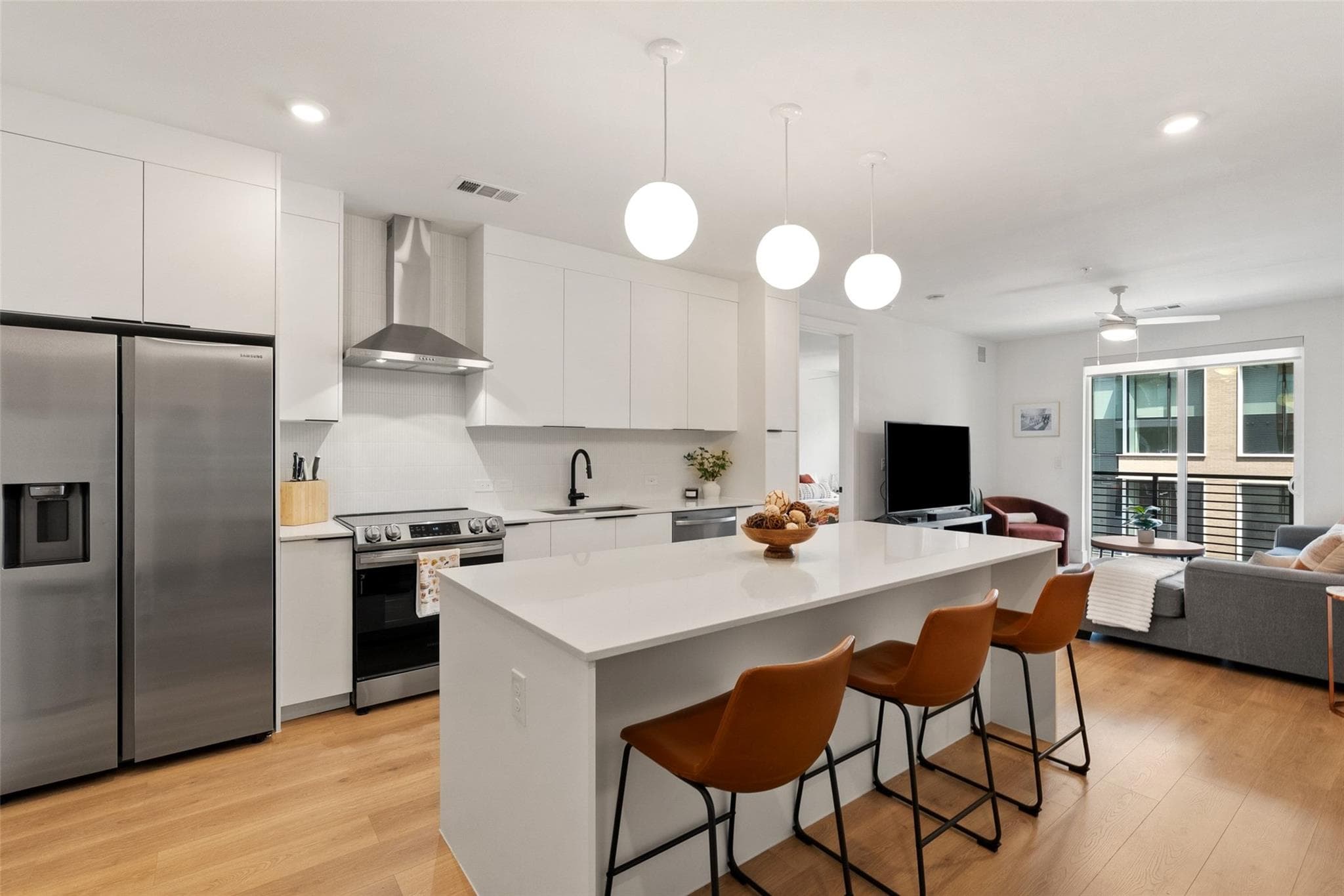 1701 Simond Ave #305