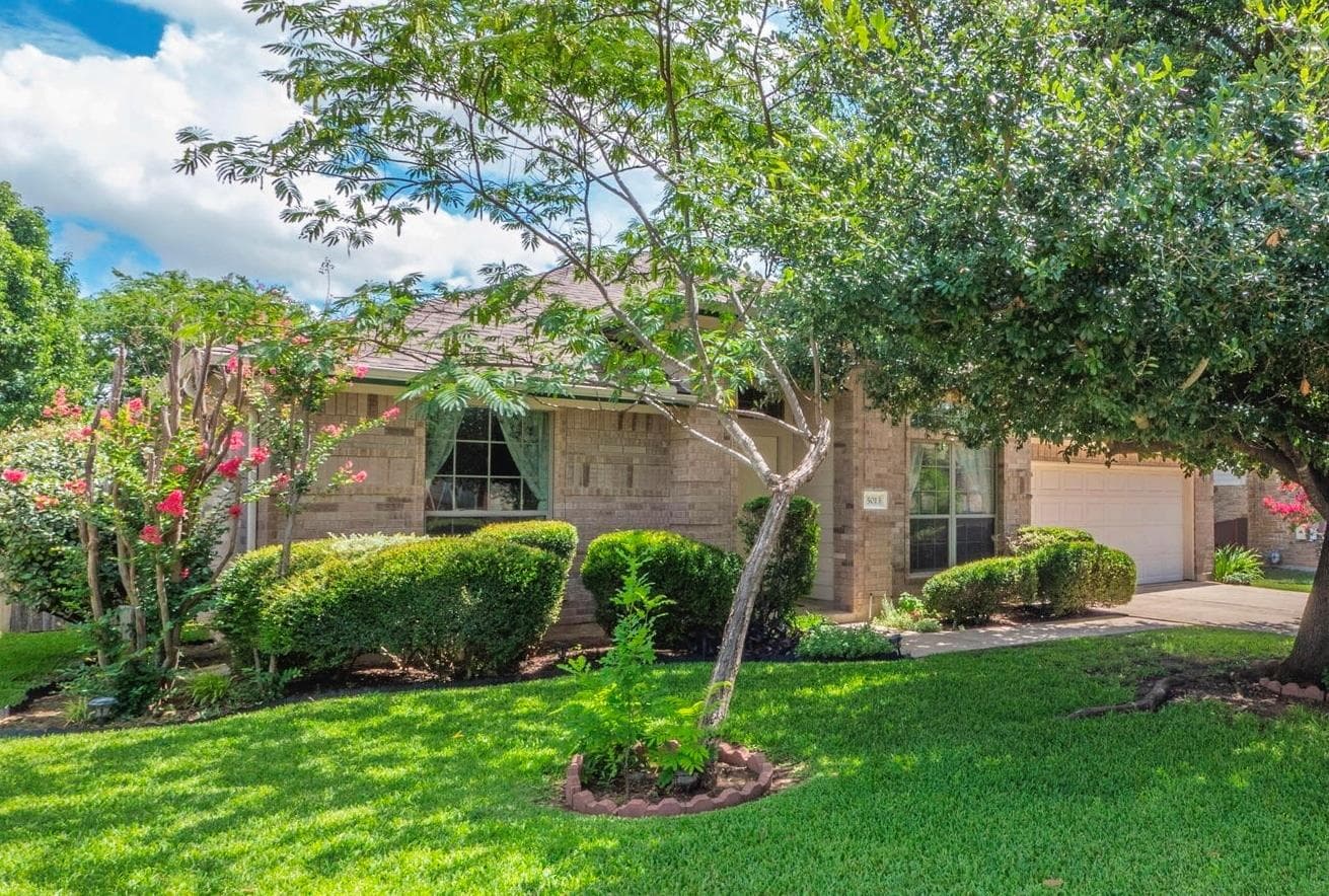 5013 Sendero Springs Dr